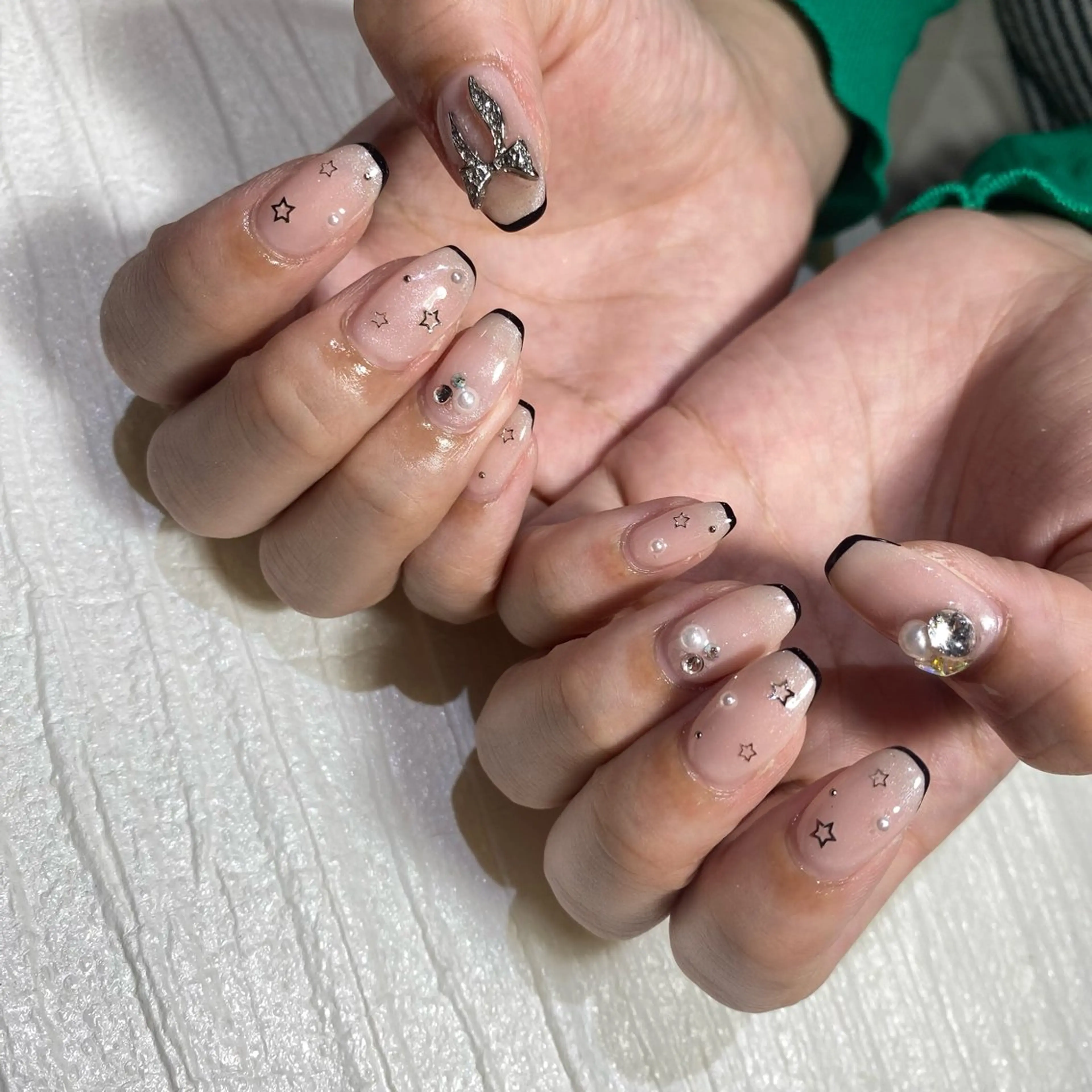 ネイル ハンドネイル FULL MOONのネイルデザイン