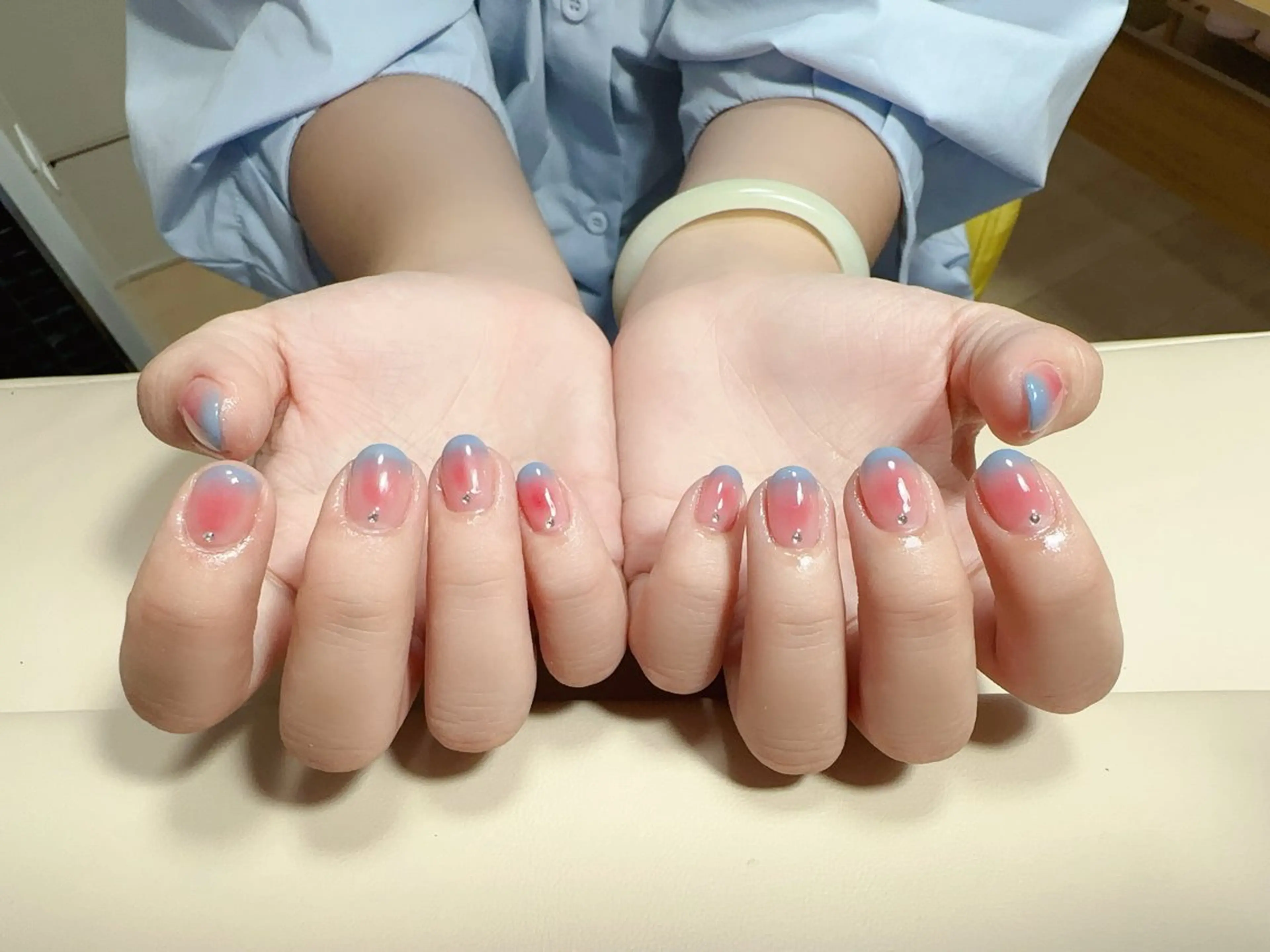 ネイル ハンドネイル NAIL CIRCLESのネイルデザイン