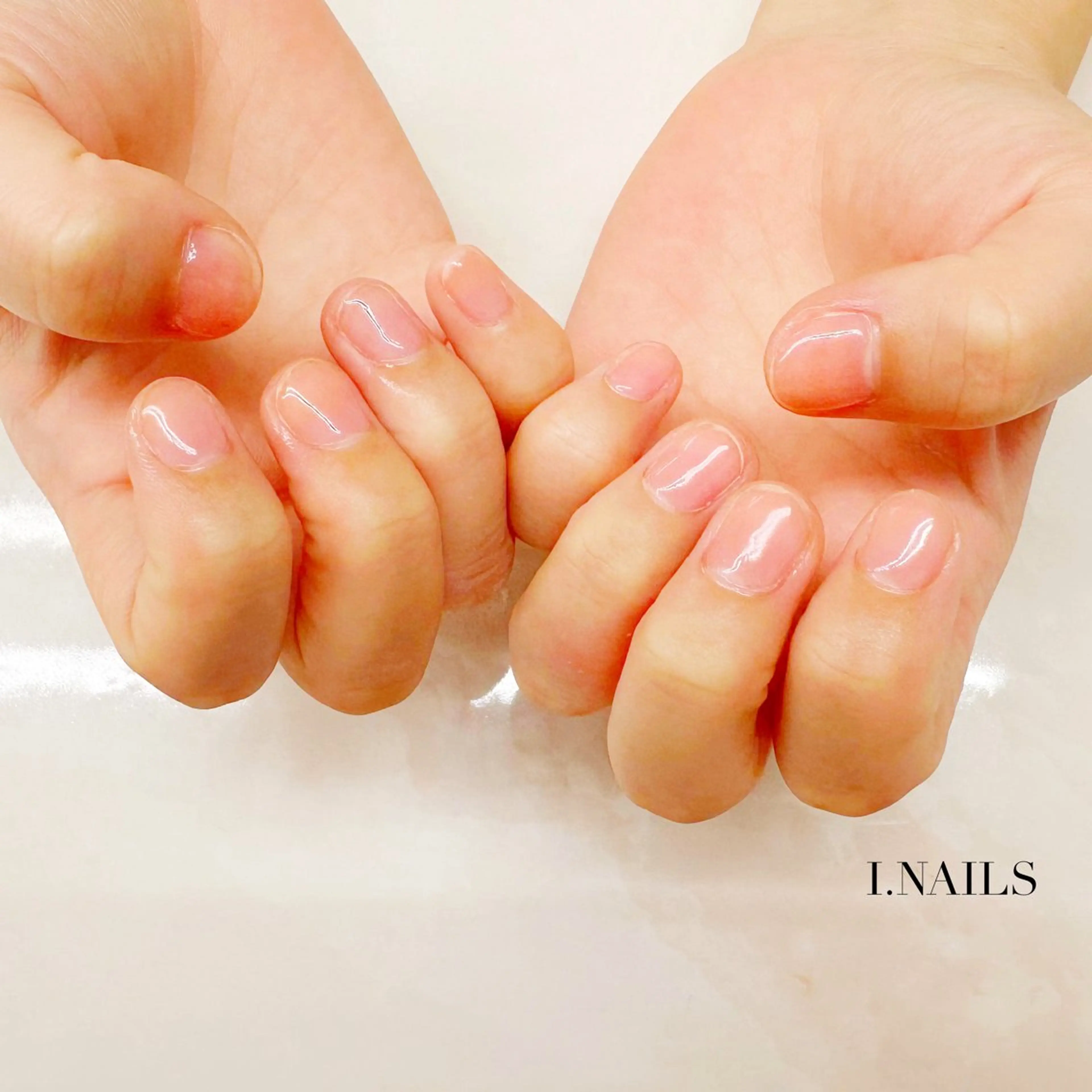 ネイル アイネイルズ所属・早川 梓のネイルデザイン