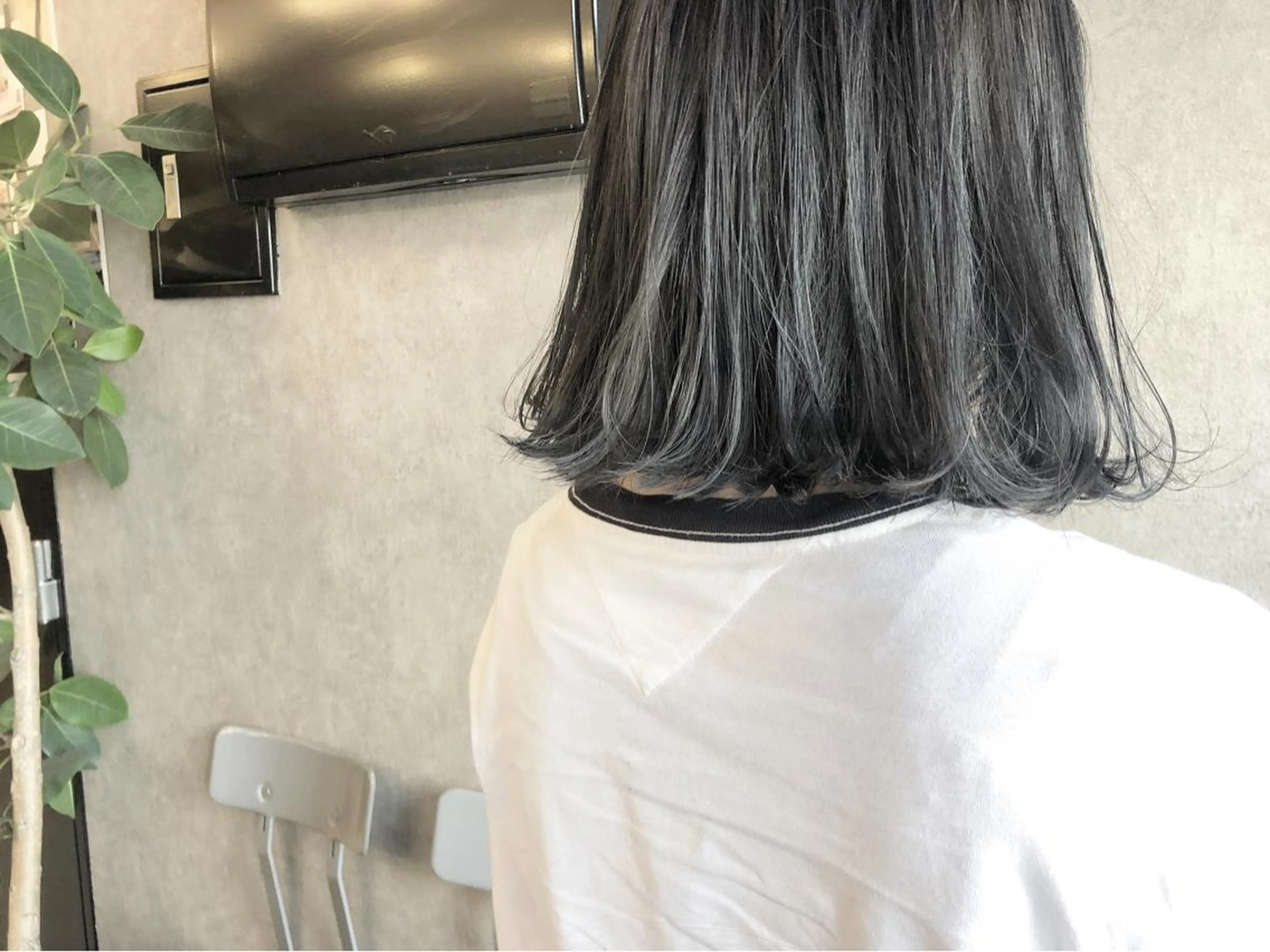 ショート カラー 顔周りレイヤー/韓国 ブリーチminamiのヘアスタイル