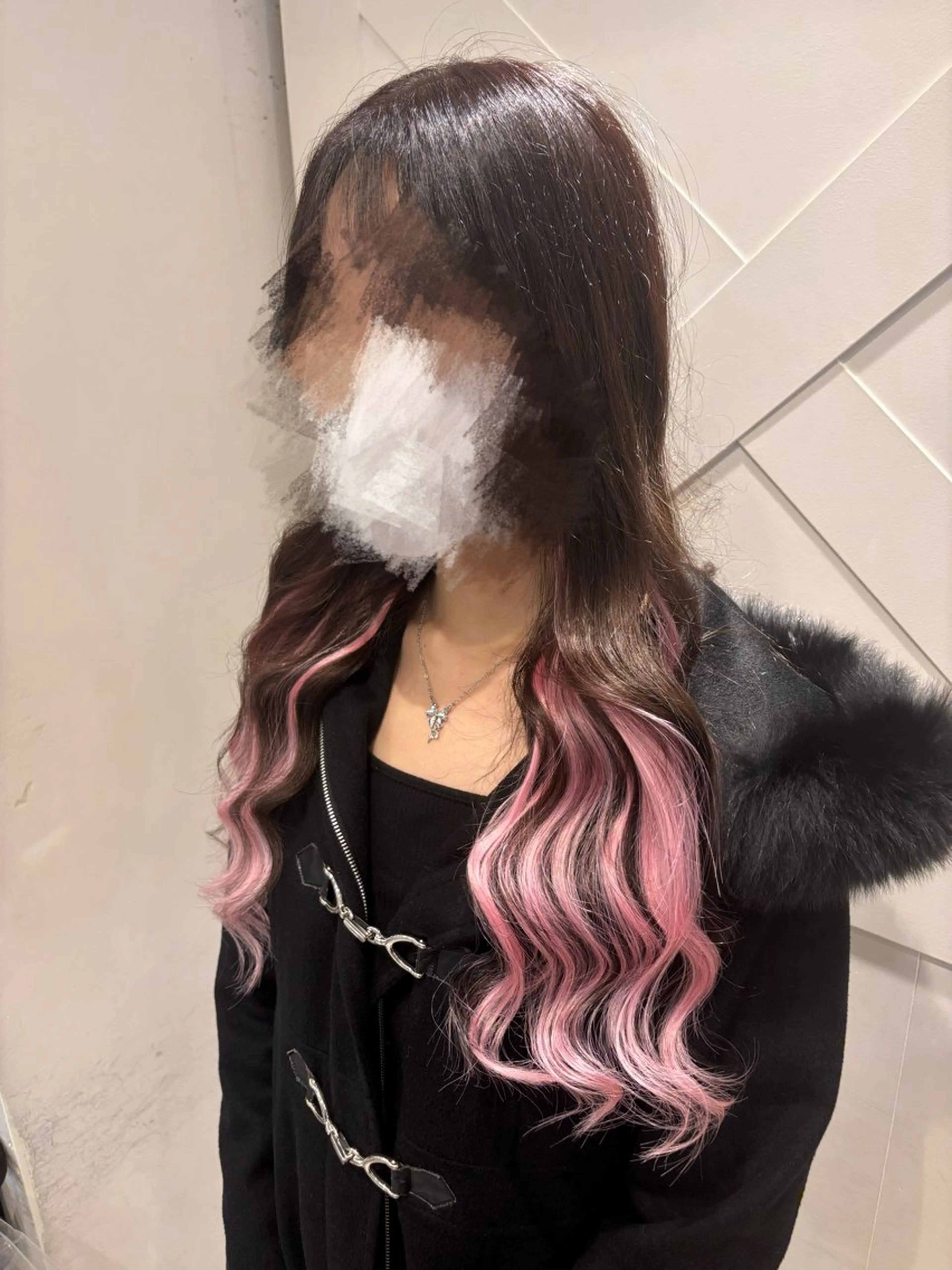 ロング ヘアカラー 横浜🎶エクステ💟 ピンク🩷なつみ🎀のヘアスタイル