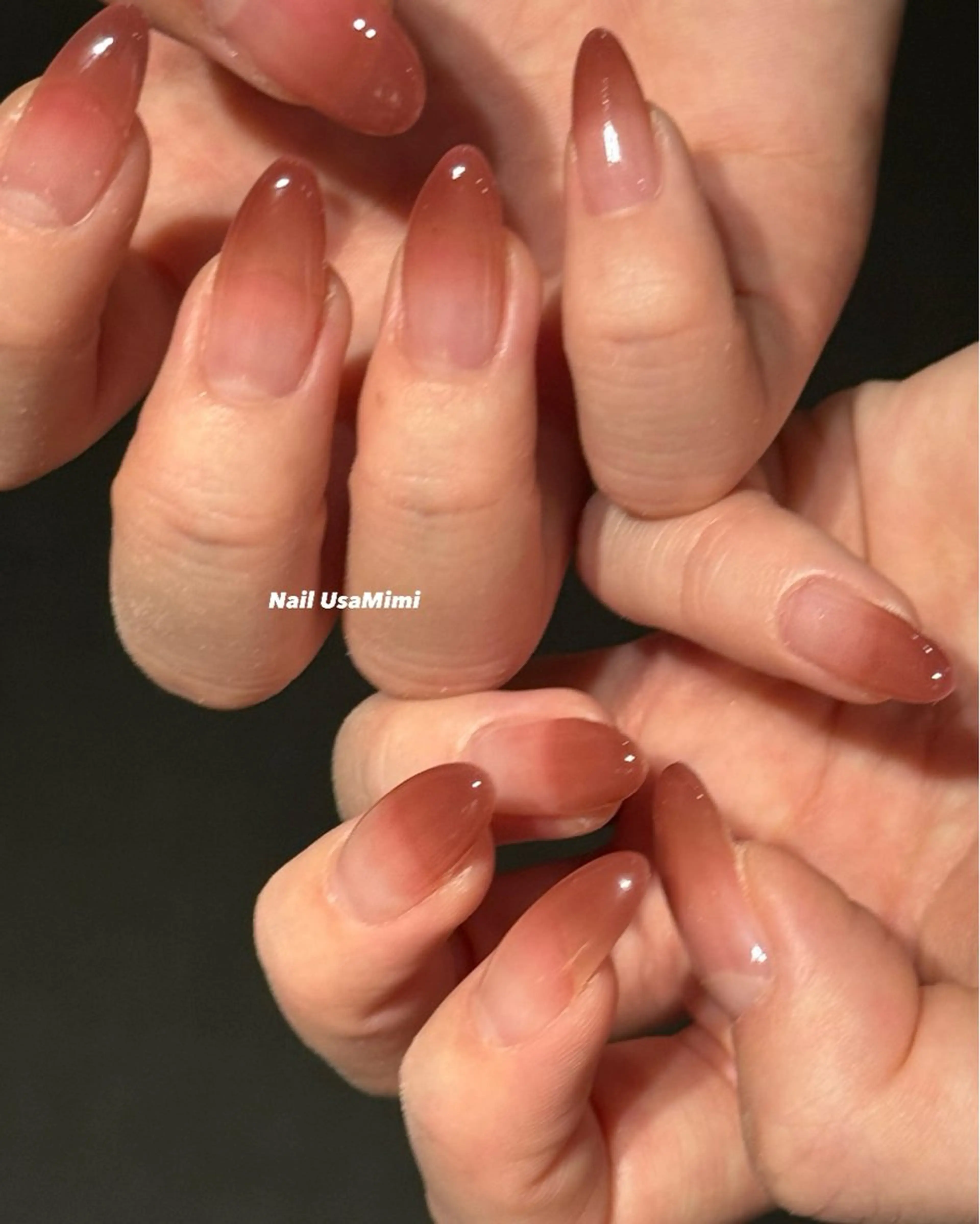 ネイル ジェルネイル グラデーション 氷ネイル・うるうるネイル 韓国ネイル マグネットネイル 本町ネイルNail UsaMimiのネイルデザイン