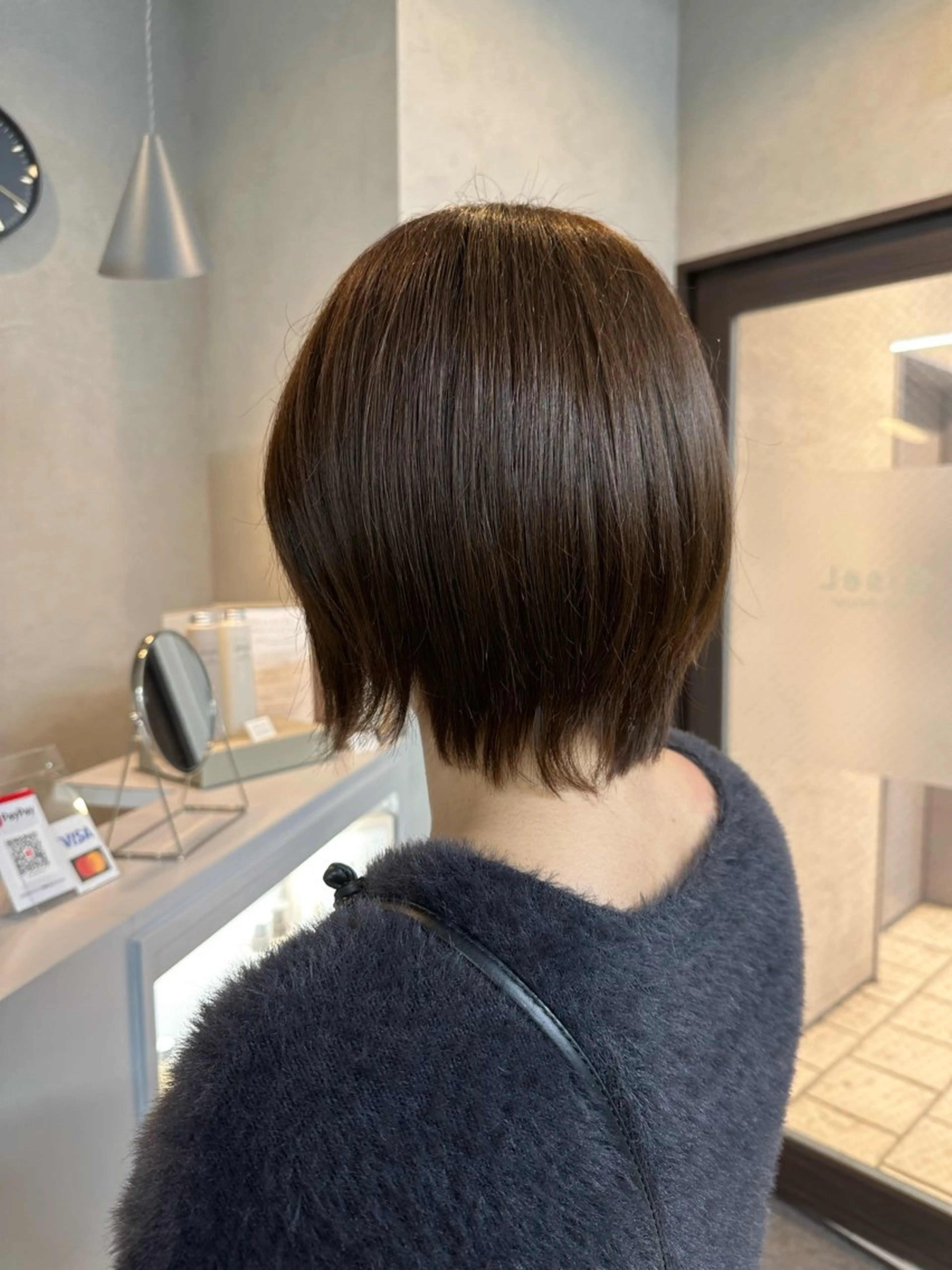 ショート カラー ヘアカラー トリートメント りおん レイヤー/ベージュのヘアスタイル