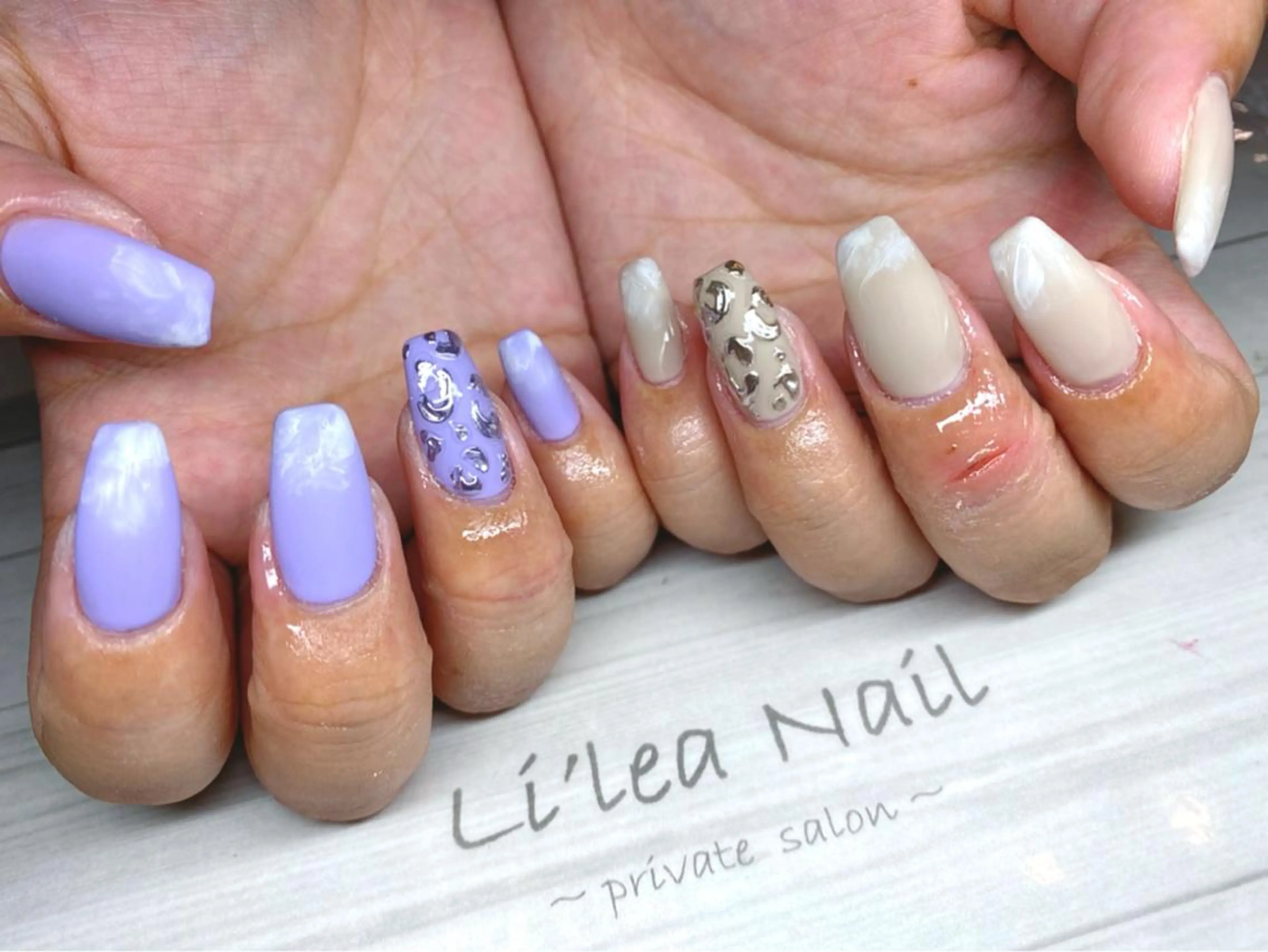 ネイル Li'leaNail AINAのネイルデザイン
