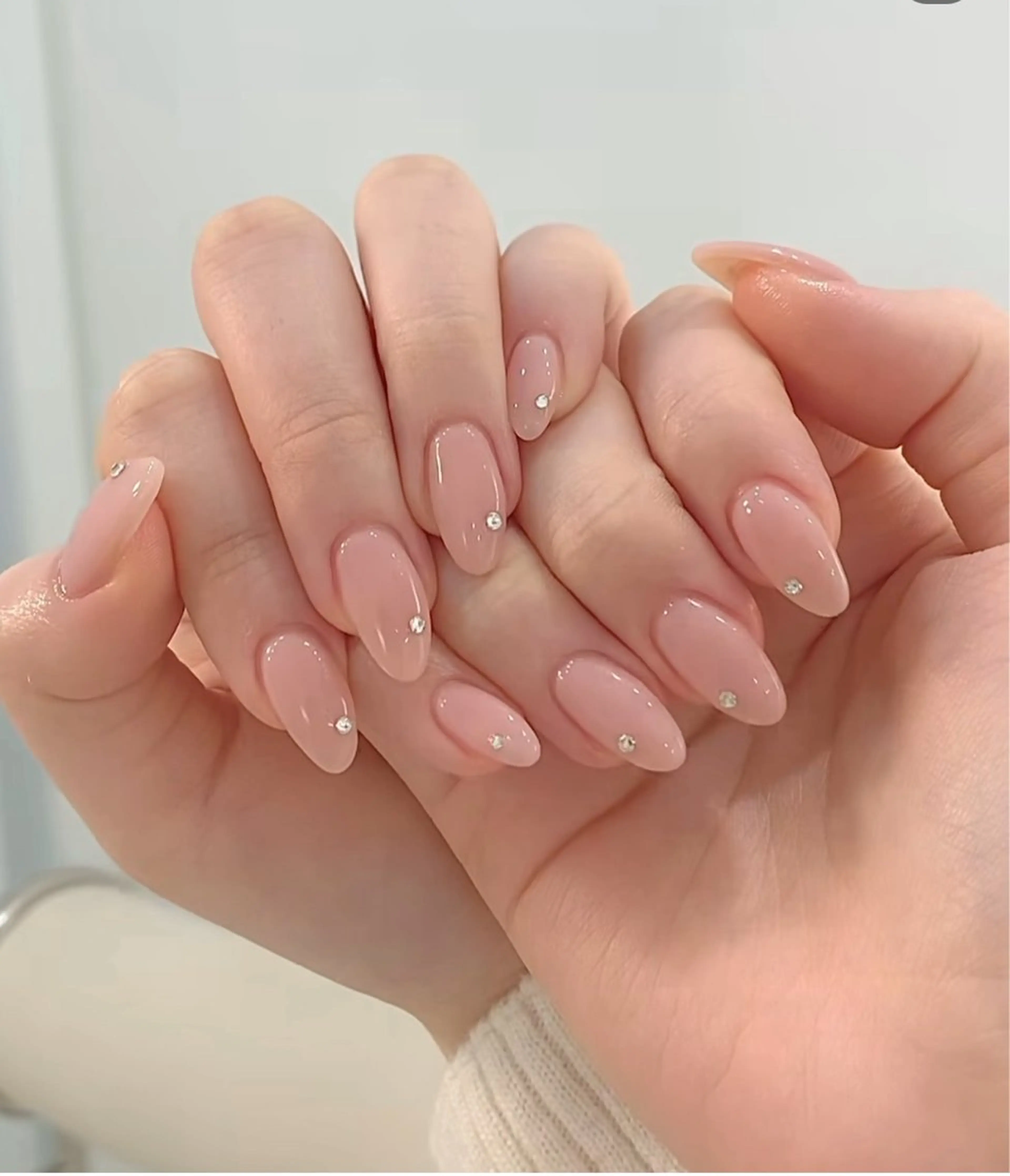 ネイル シンプルネイル チョウ Rachaelのネイルデザイン