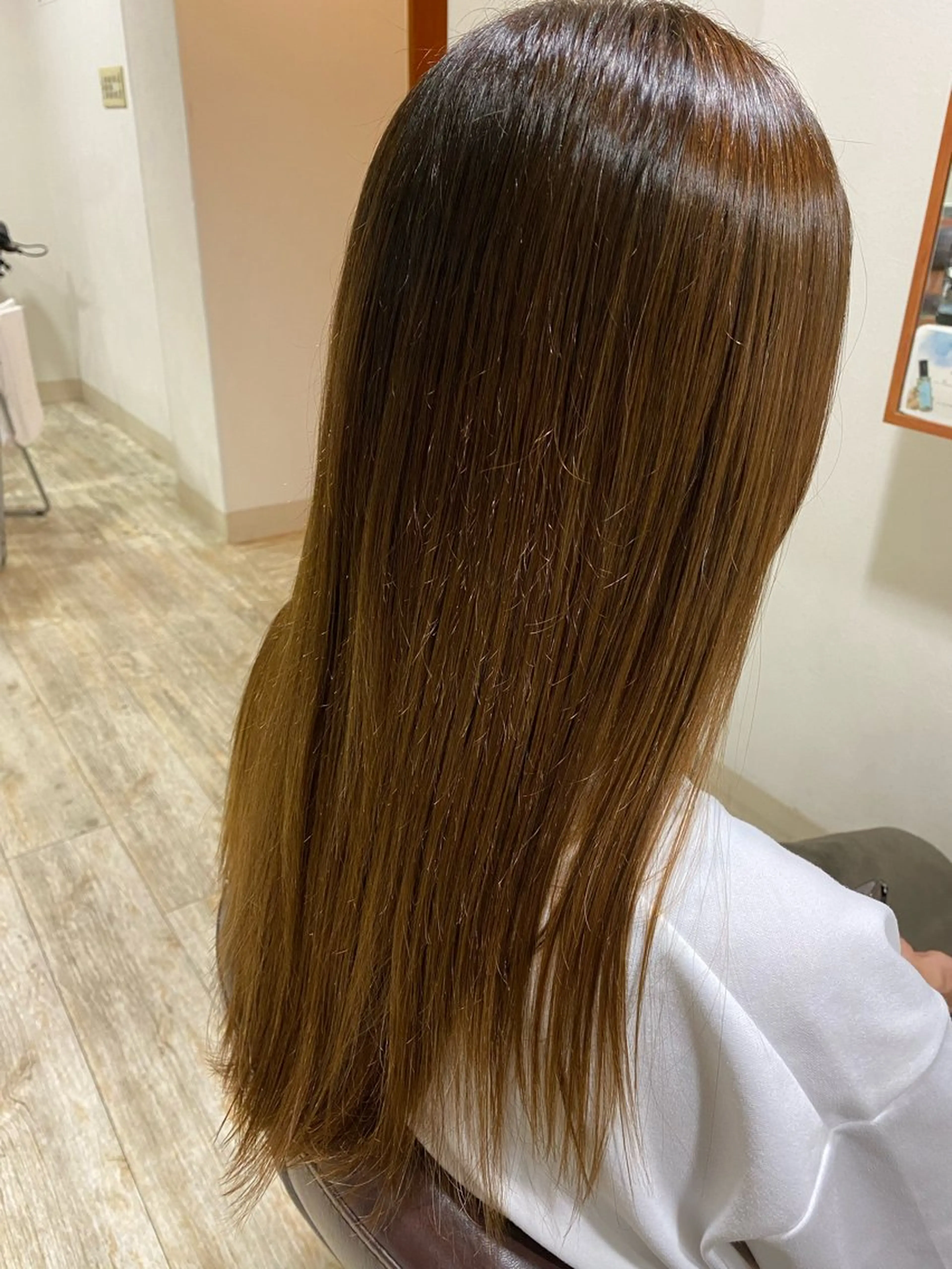 ロング トリートメント 山本 彩加のヘアスタイル