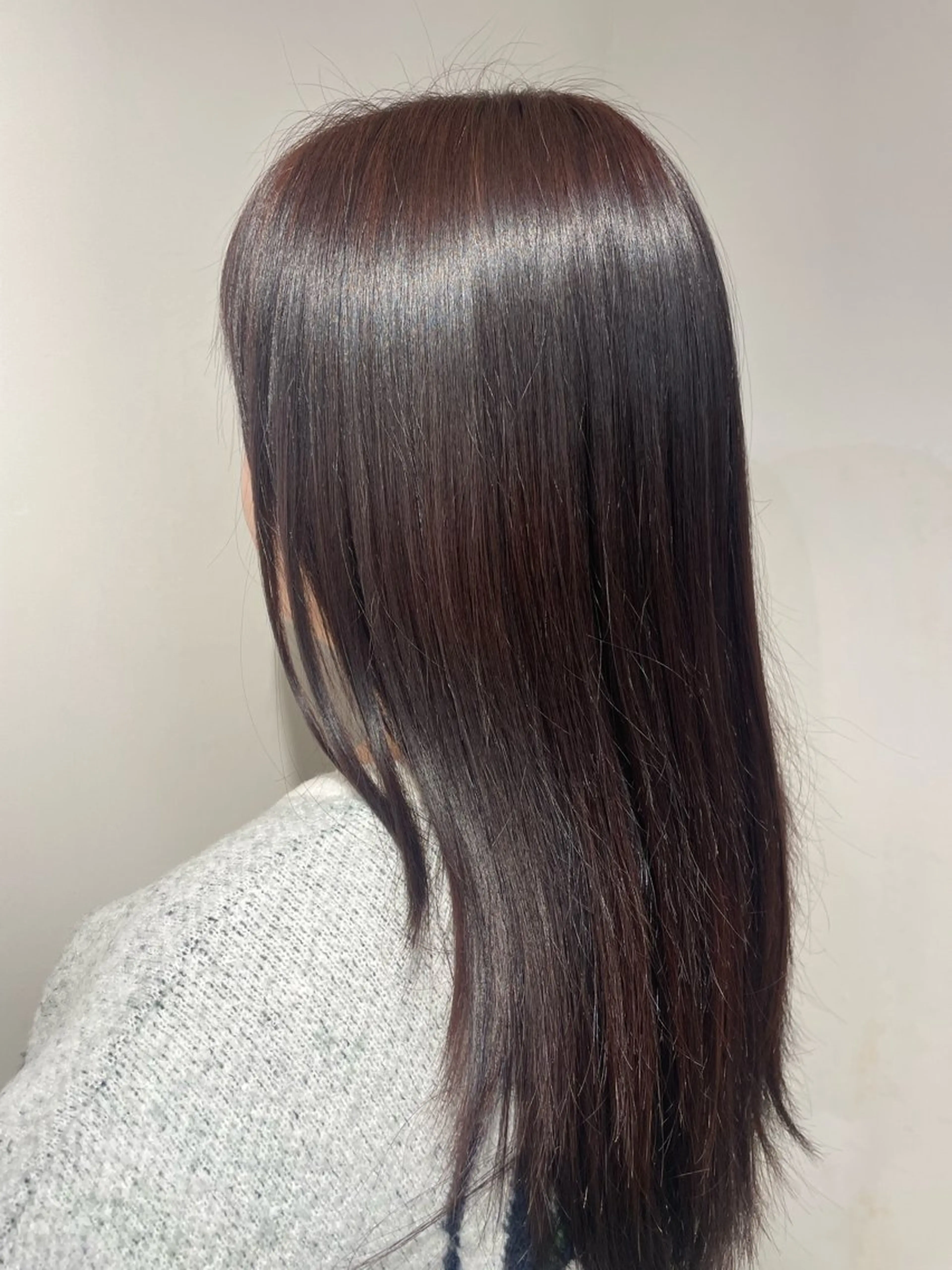 セミロング カラー off所属・高橋 璃乃のヘアスタイル