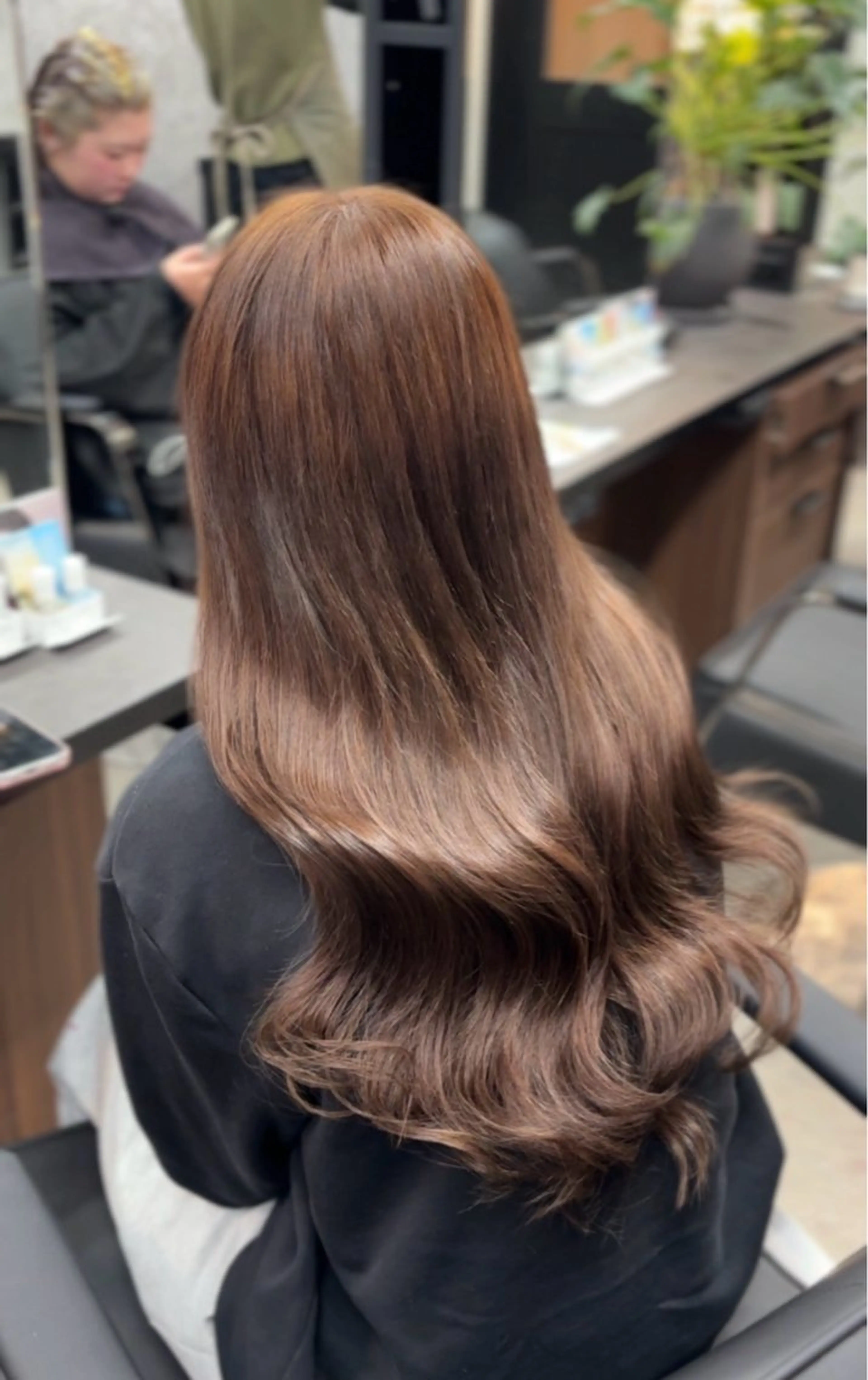 ロング ヘアカラー エクステ 最高級人毛 100%エクステ茉央のヘアスタイル