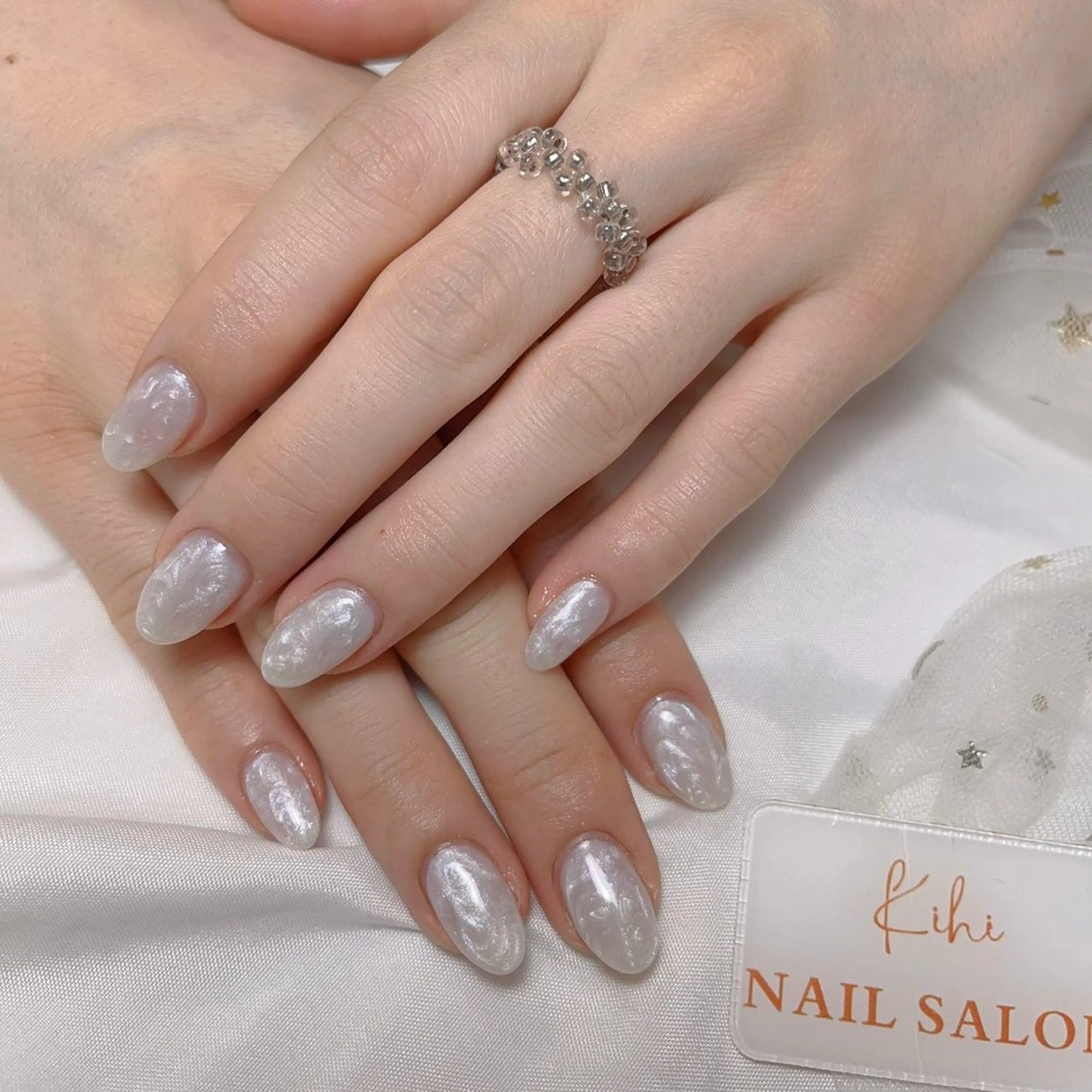 ネイル アートネイル フレンチネイル ジェルネイル グラデーション 韓国ネイル ハンドネイル 💕鈴木ユリ パラジェル/オフ無料のネイルデザイン