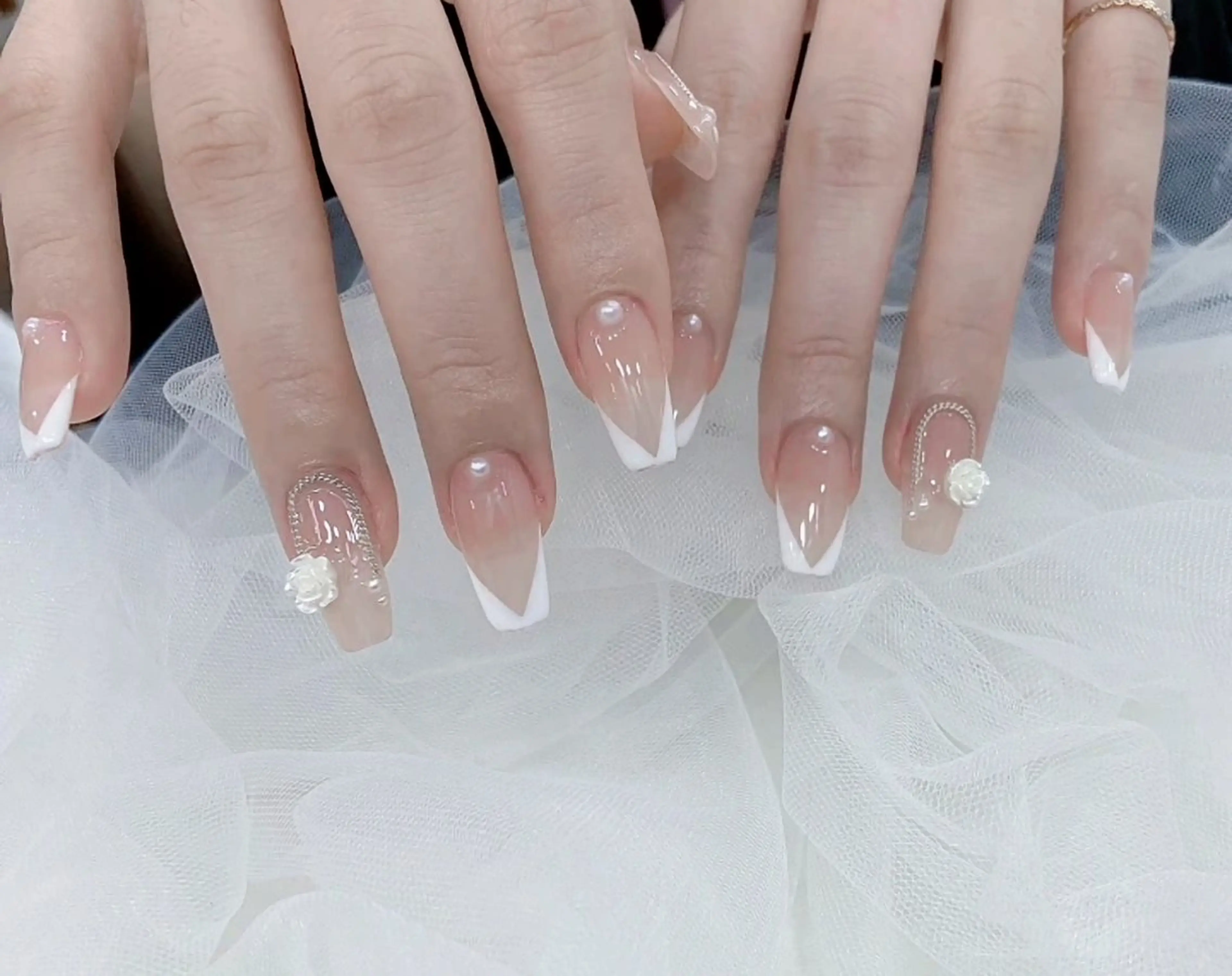 ネイル Q Free nailsのネイルデザイン