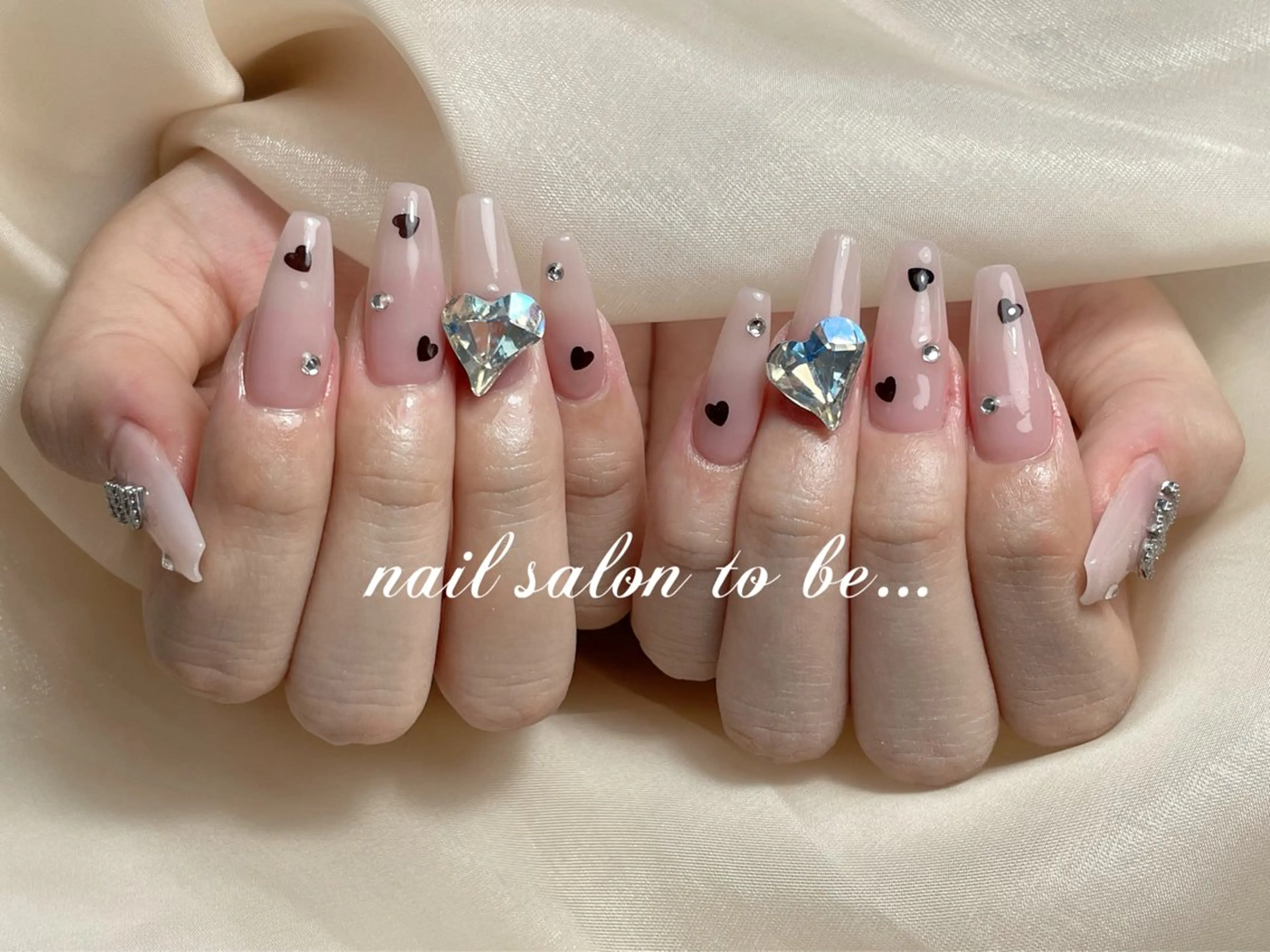 ネイル Nail Salon To Beのネイルデザイン