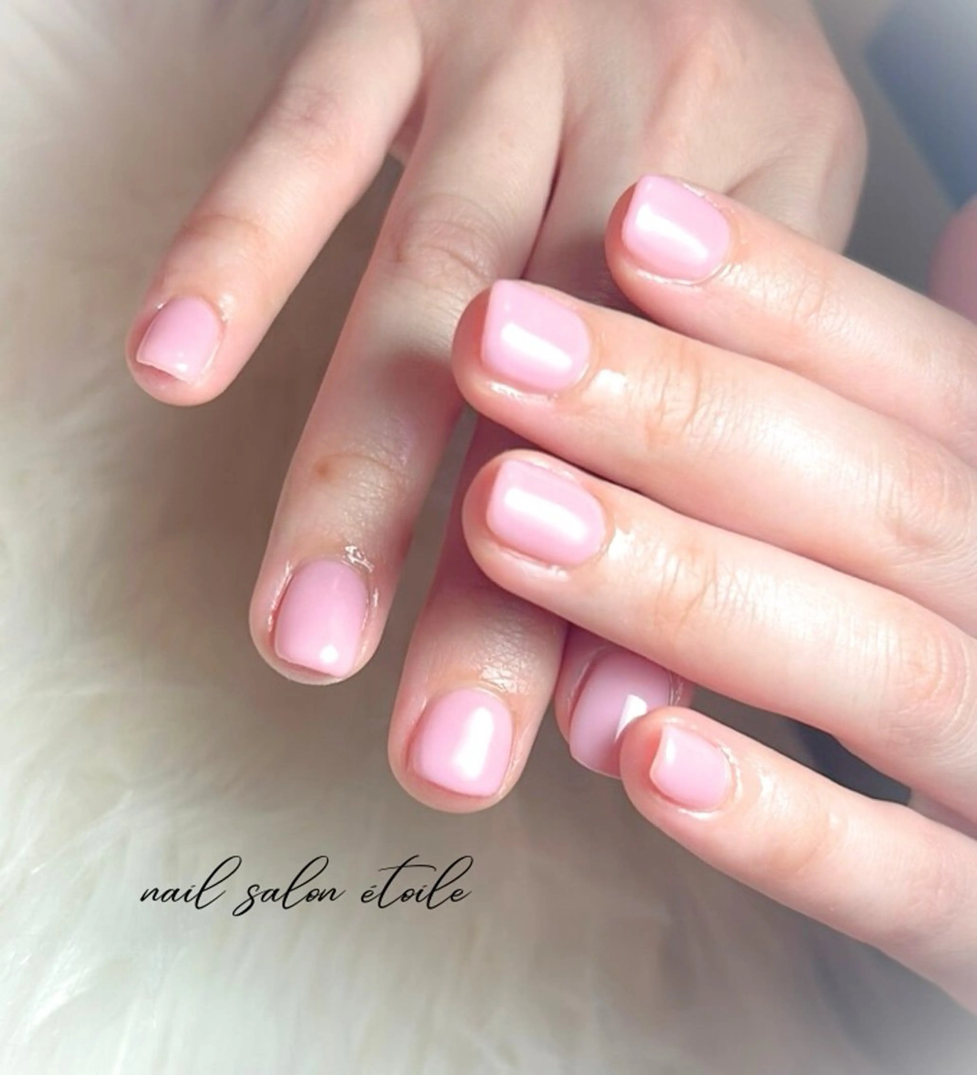 ネイル ワンカラーネイル ピンク ショートネイル 春ネイル ハンドネイル nail salon étoileのネイルデザイン