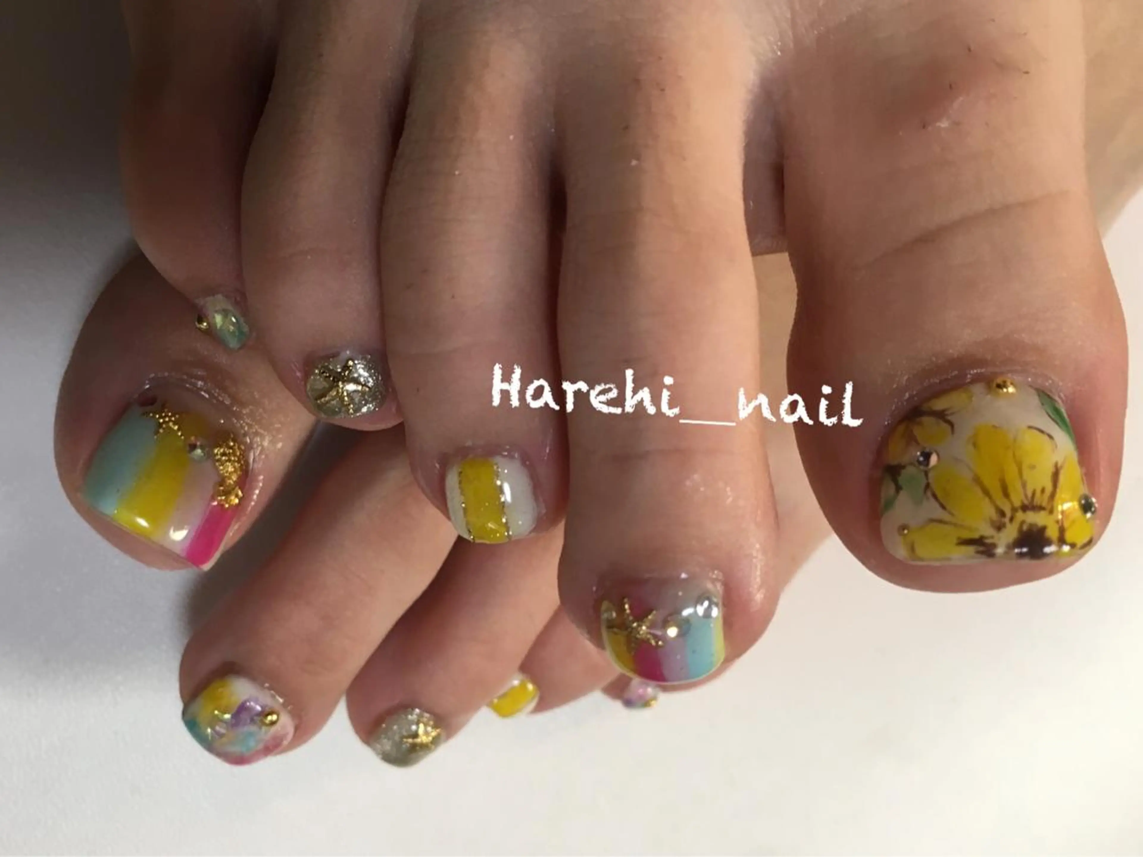 ネイル フットネイル Harehi_ nailのネイルデザイン