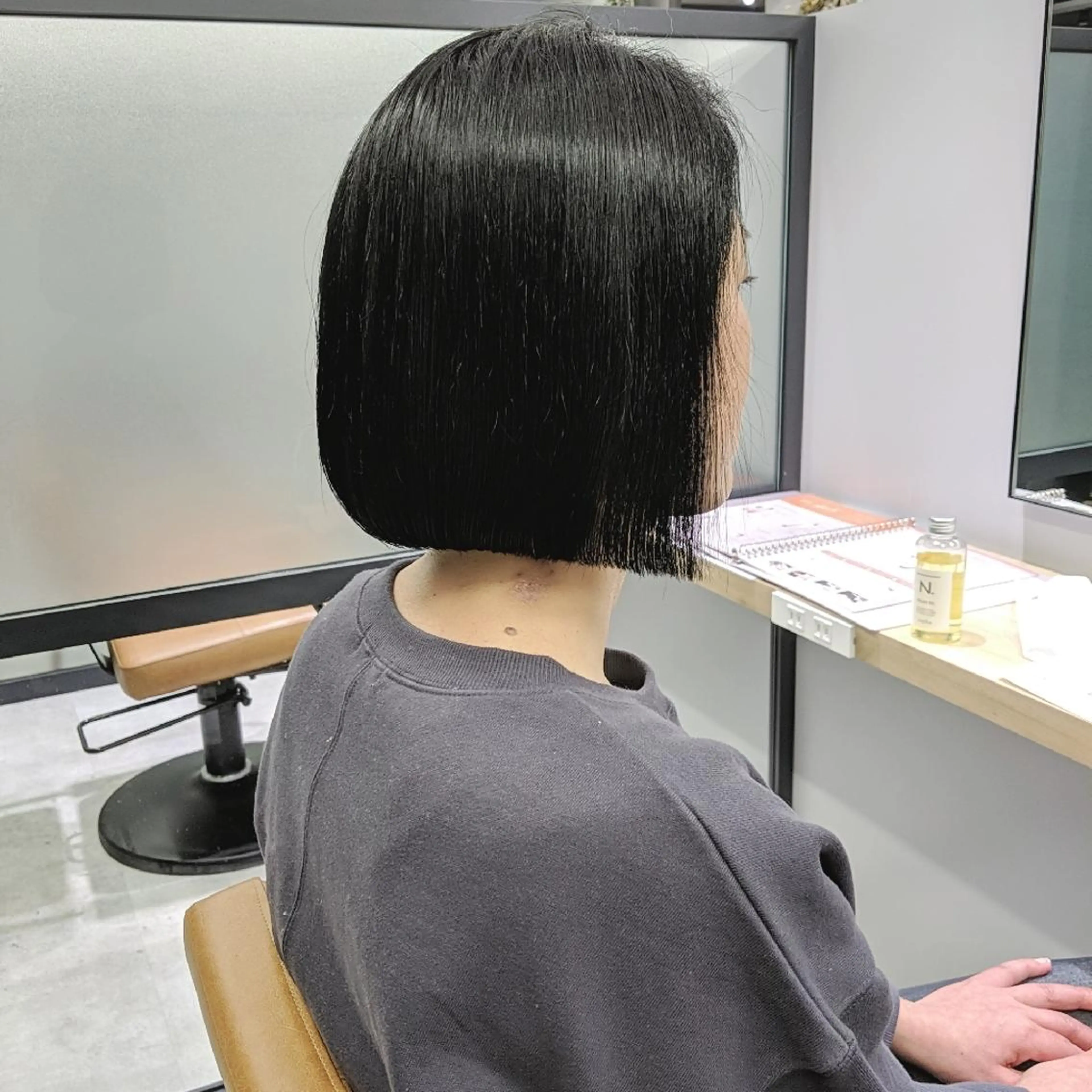 ミディアム ボブ PRIVATE SALON EYES所属・EYES リアのマツエク・マツパデザイン