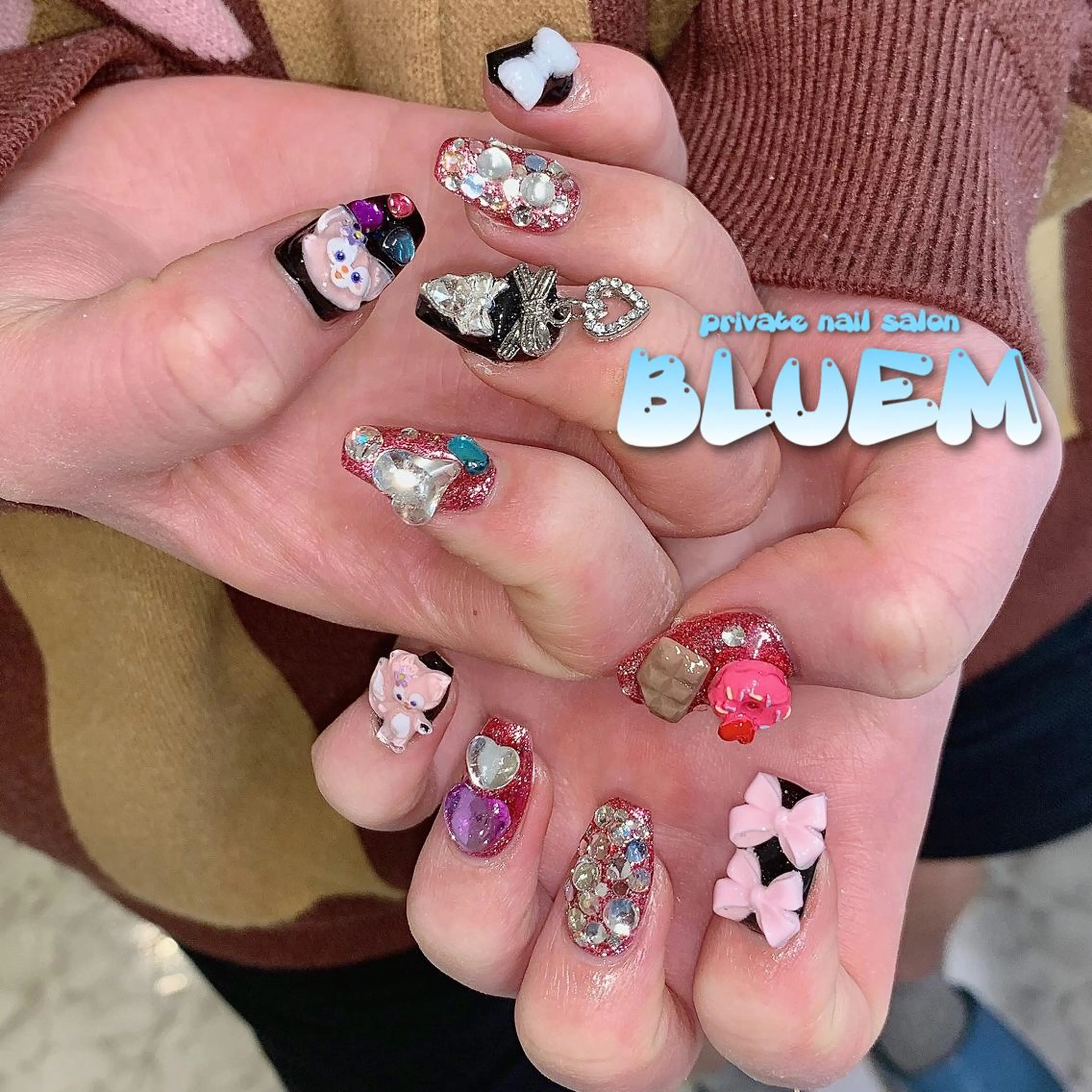 ネイル ハンドネイル BLUEM なな🐶のネイルデザイン