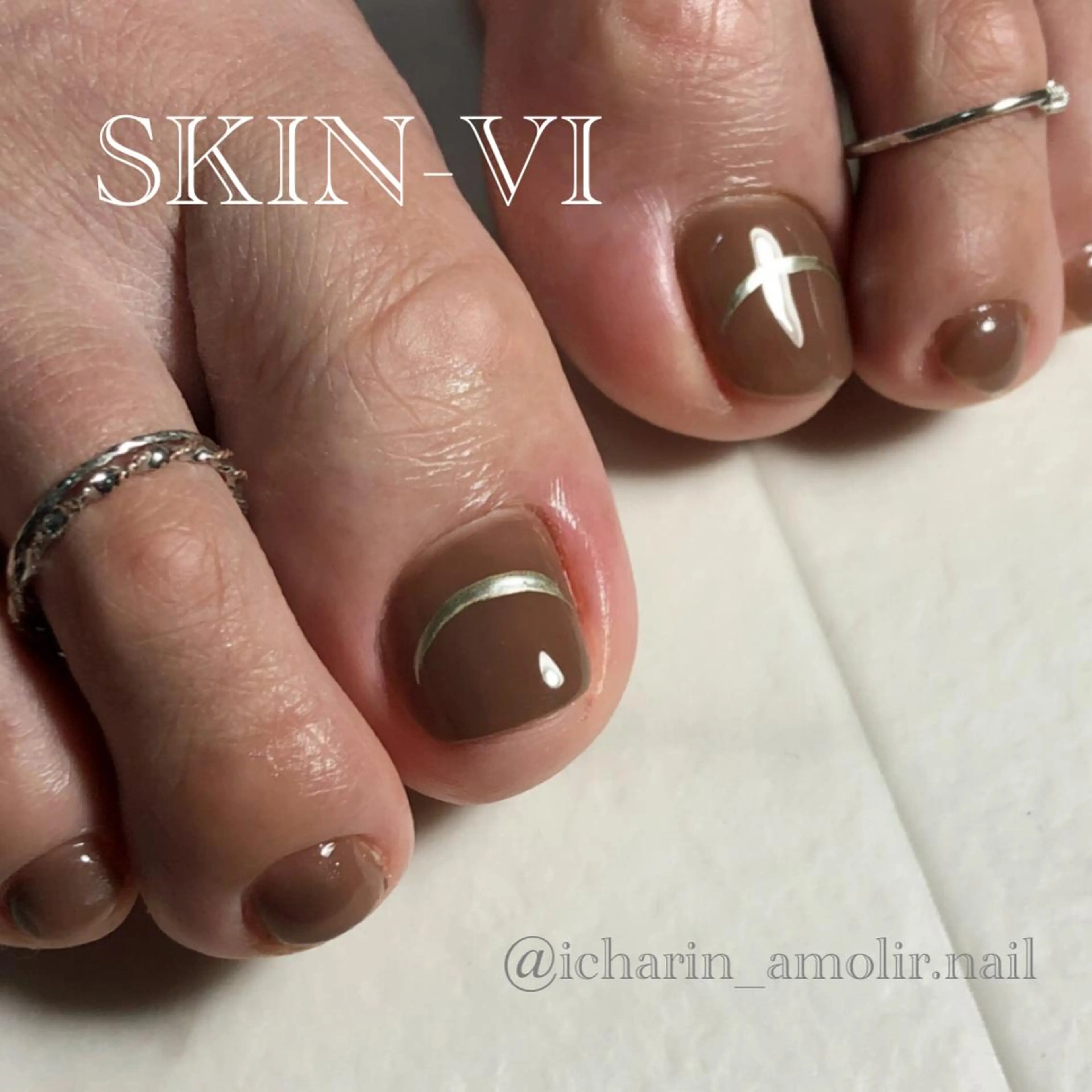 ネイル シンプルネイル EMIKOのネイルデザイン