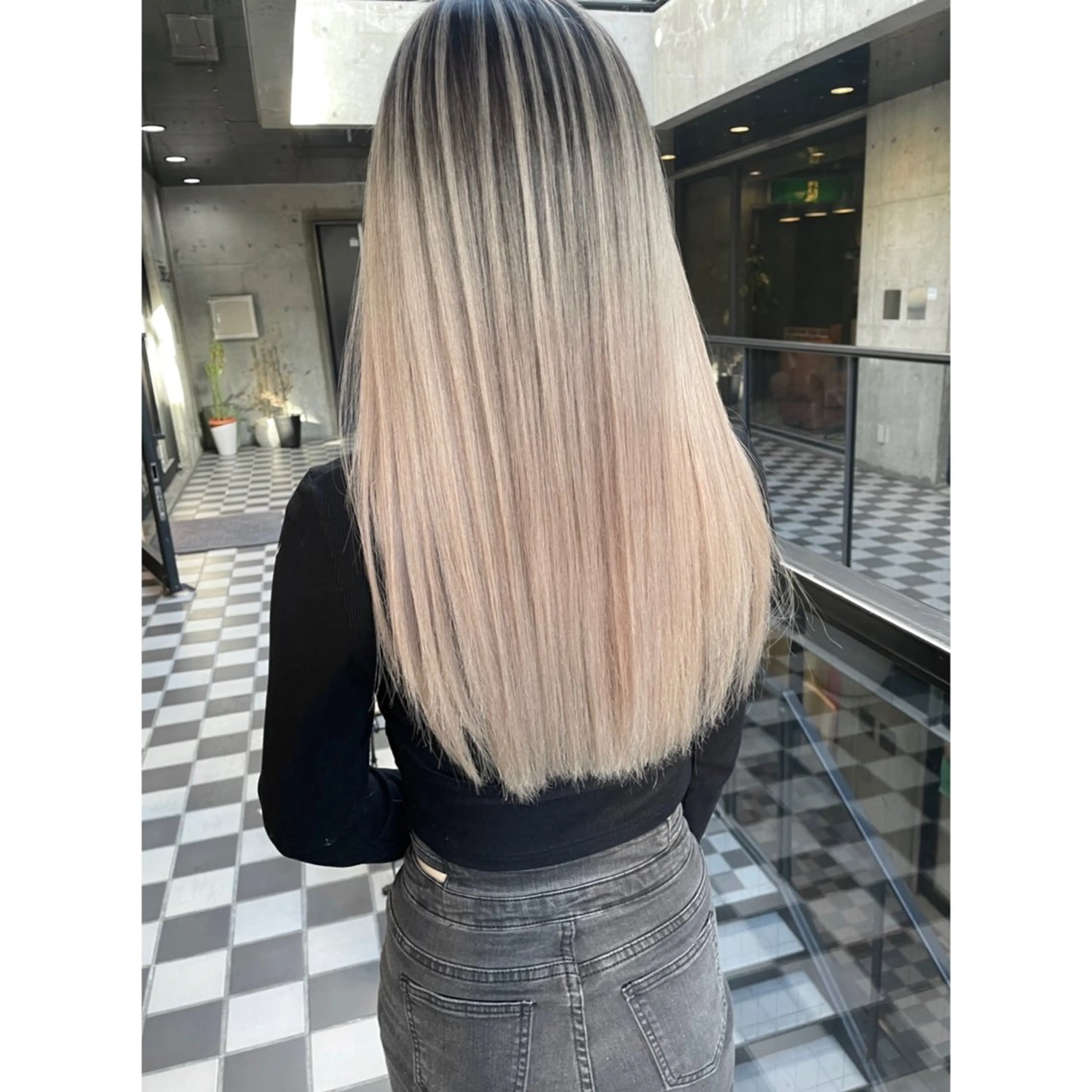 ロング 🦋MAHO🦋 デザインカラーのヘアスタイル