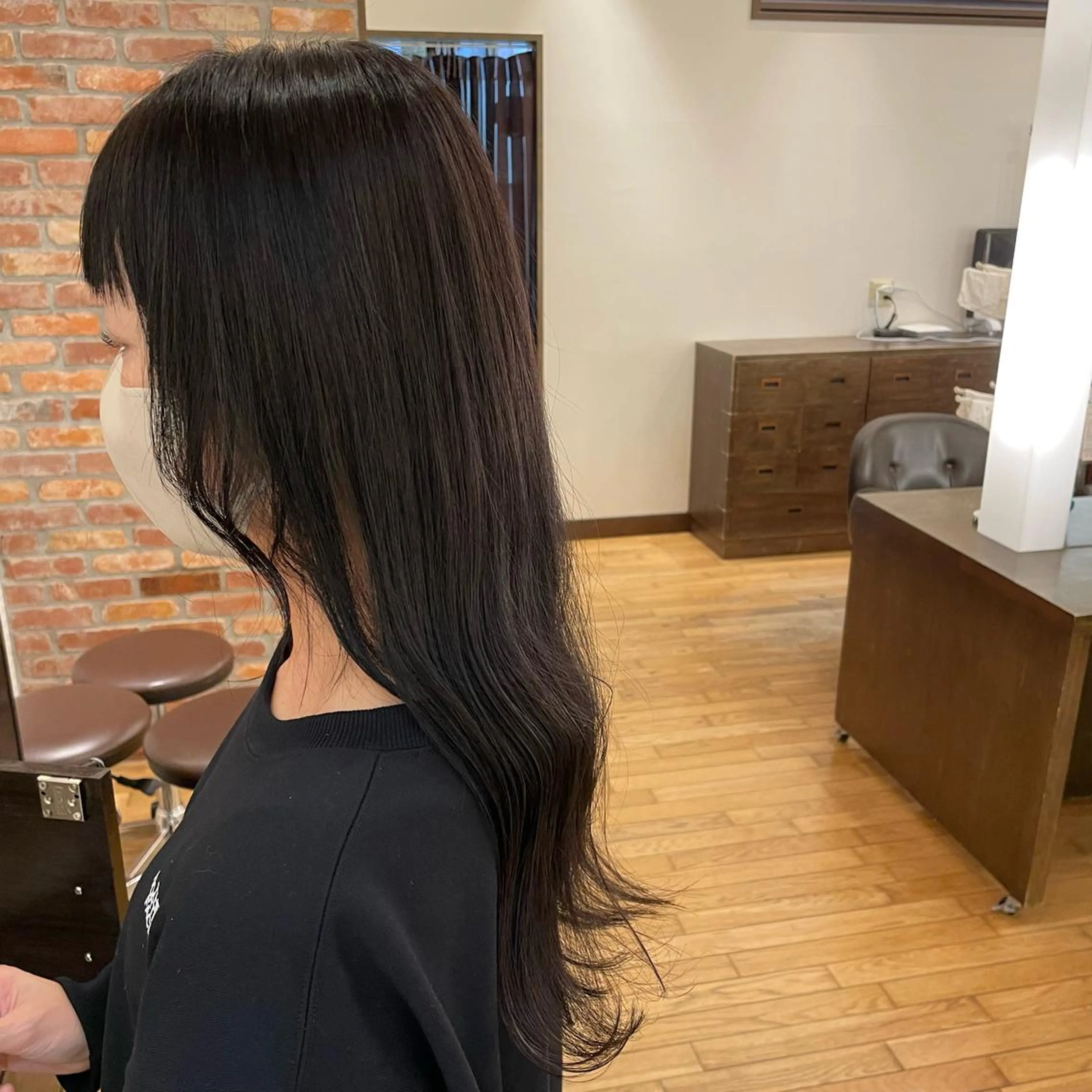 ロング カラー 濱口 由華のヘアスタイル