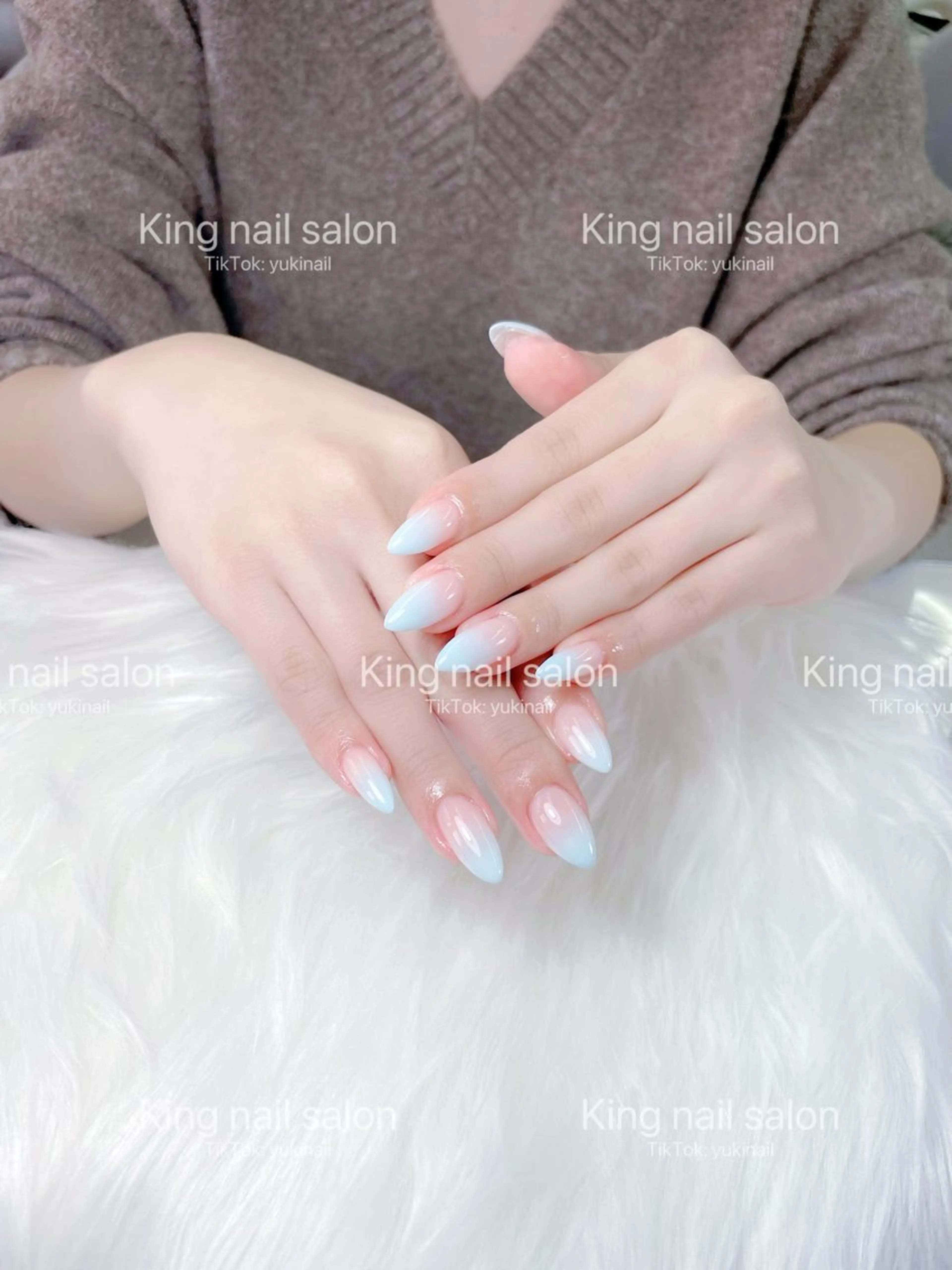 ネイル 長さ出し 韓国ネイル ニュアンスネイル ストーンネイル ハンドネイル king ネイルのネイルデザイン