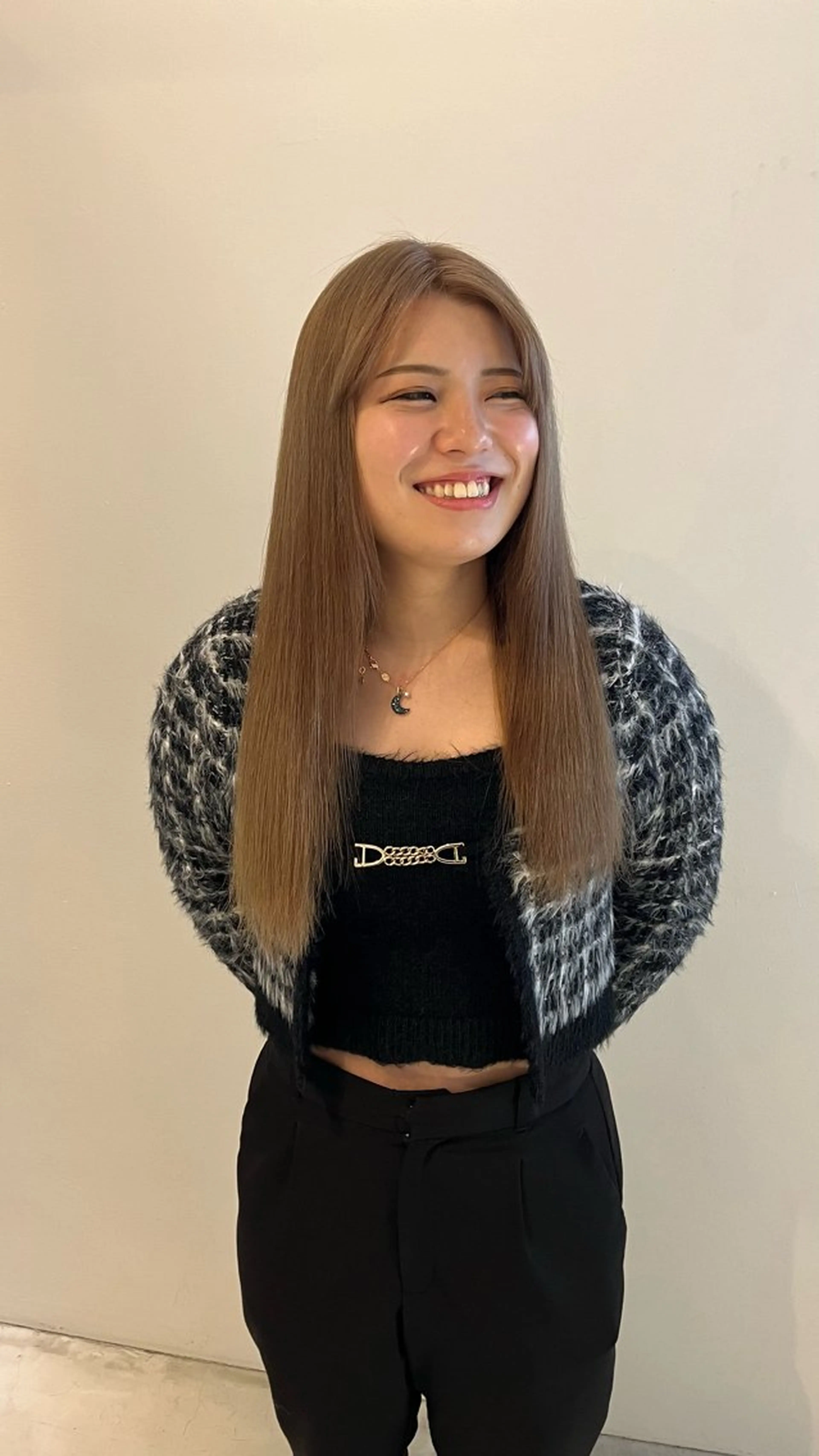 ロング ALLYS 渋谷店所属・最高級の艶のある カラーmei🎨のヘアスタイル