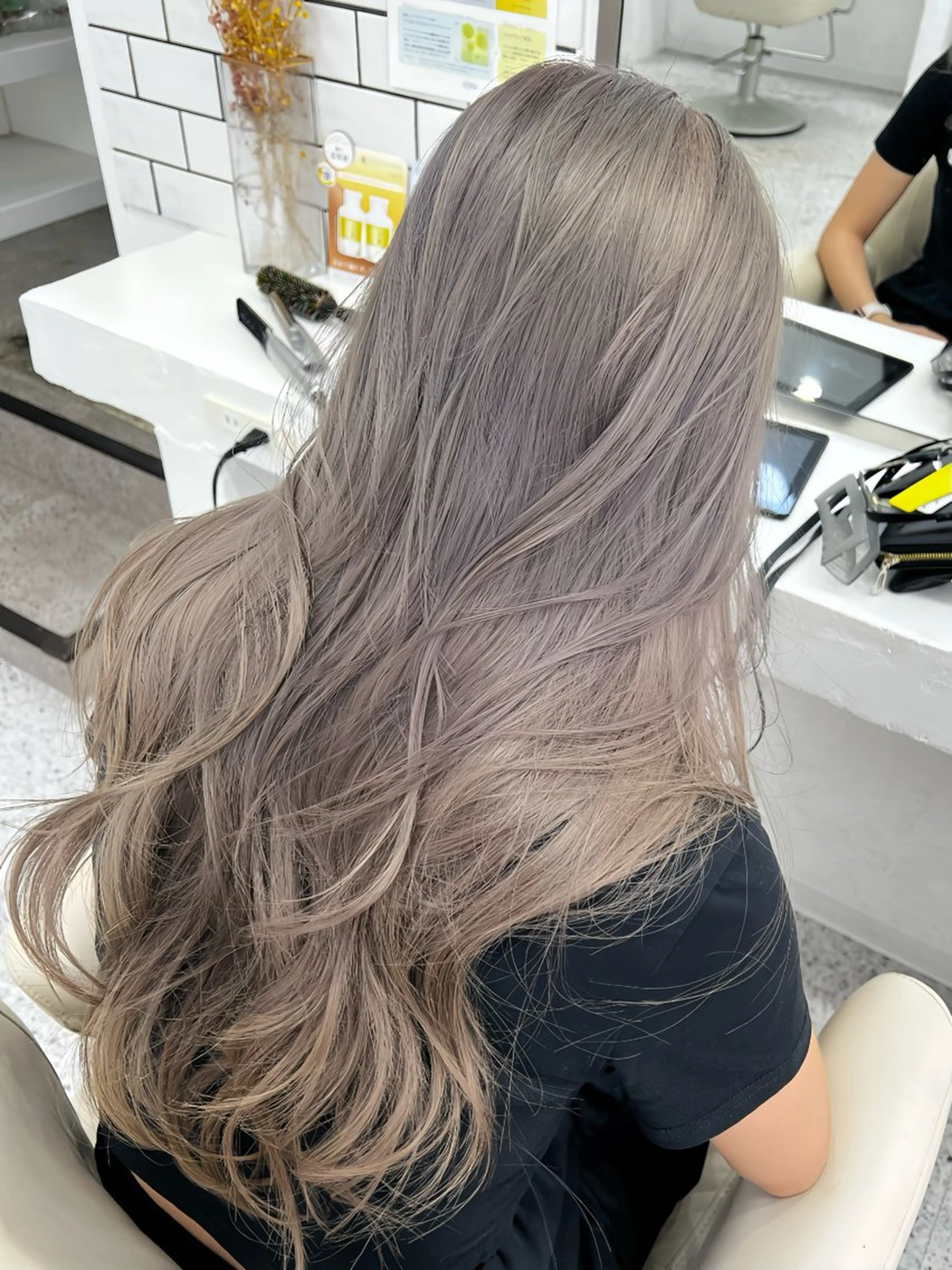 【イメチェンするなら‼︎‼︎】 ⚡️ダブルカラー+生トリートメント⚡️の写真