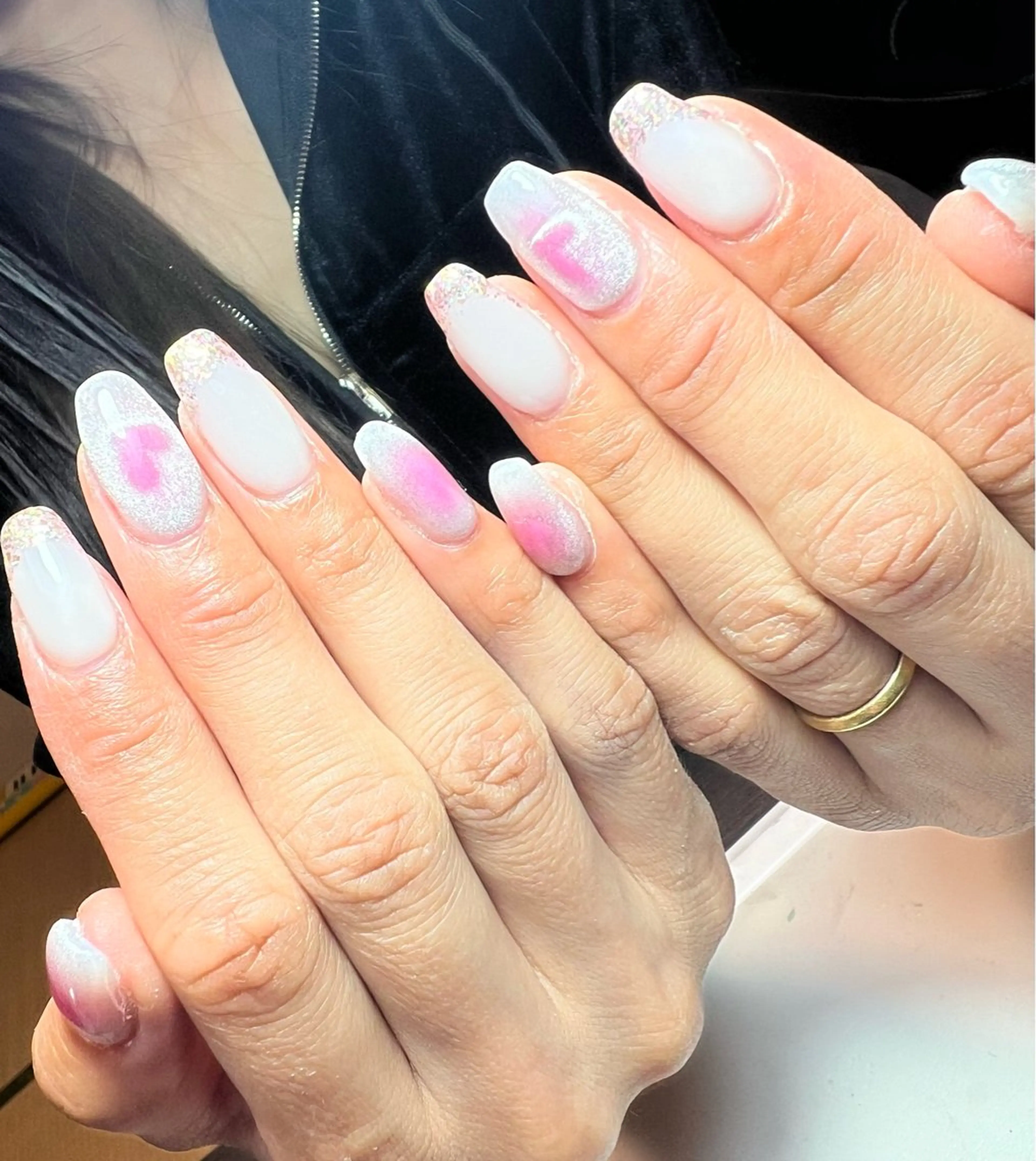 ネイル チークネイル フレンチネイル ハート ラメ(グリッター) マグネットネイル Emma Nailのネイルデザイン