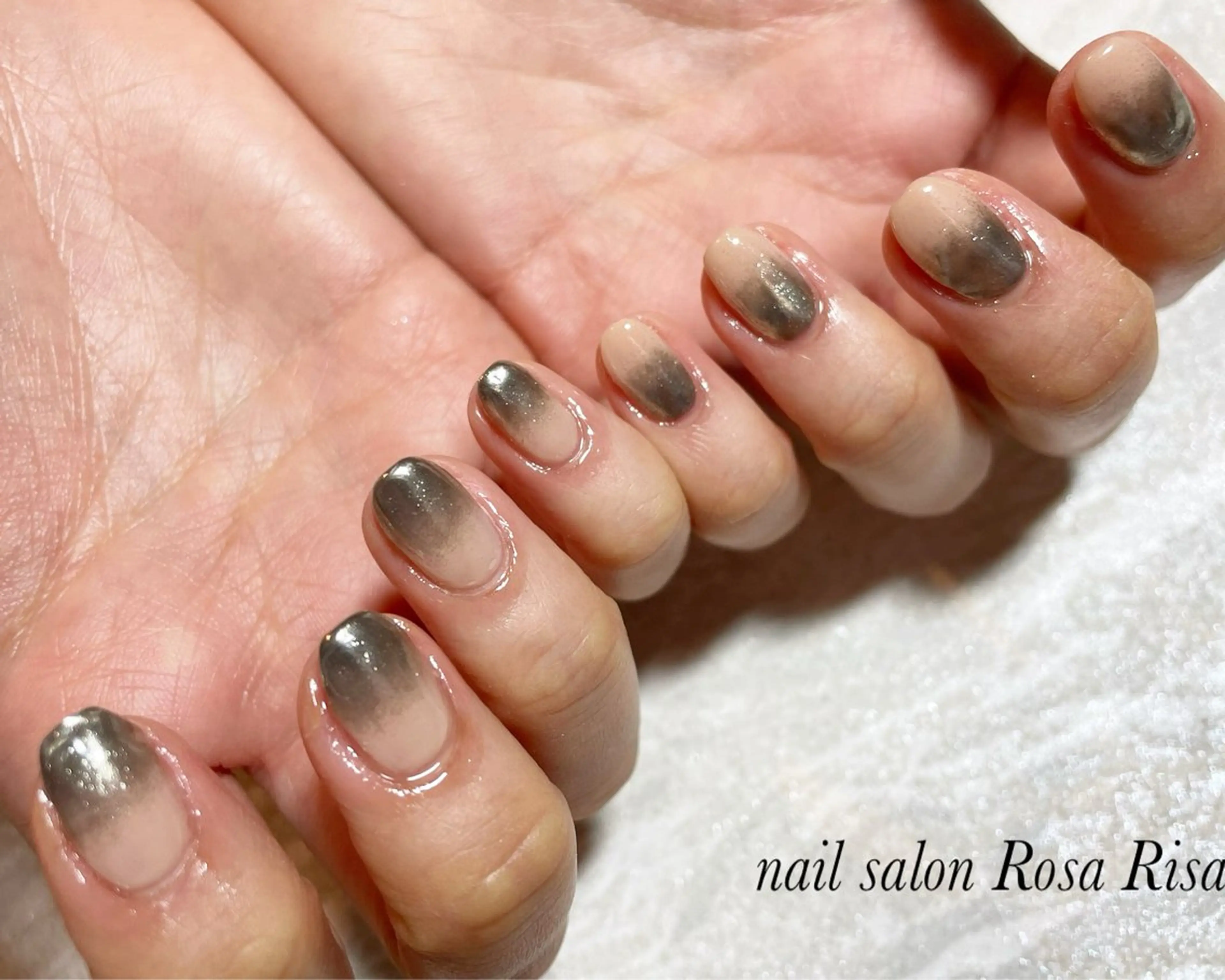 ネイル グラデーション ハンドネイル ネイルスタジオ シェイクユアハンズのネイルデザイン