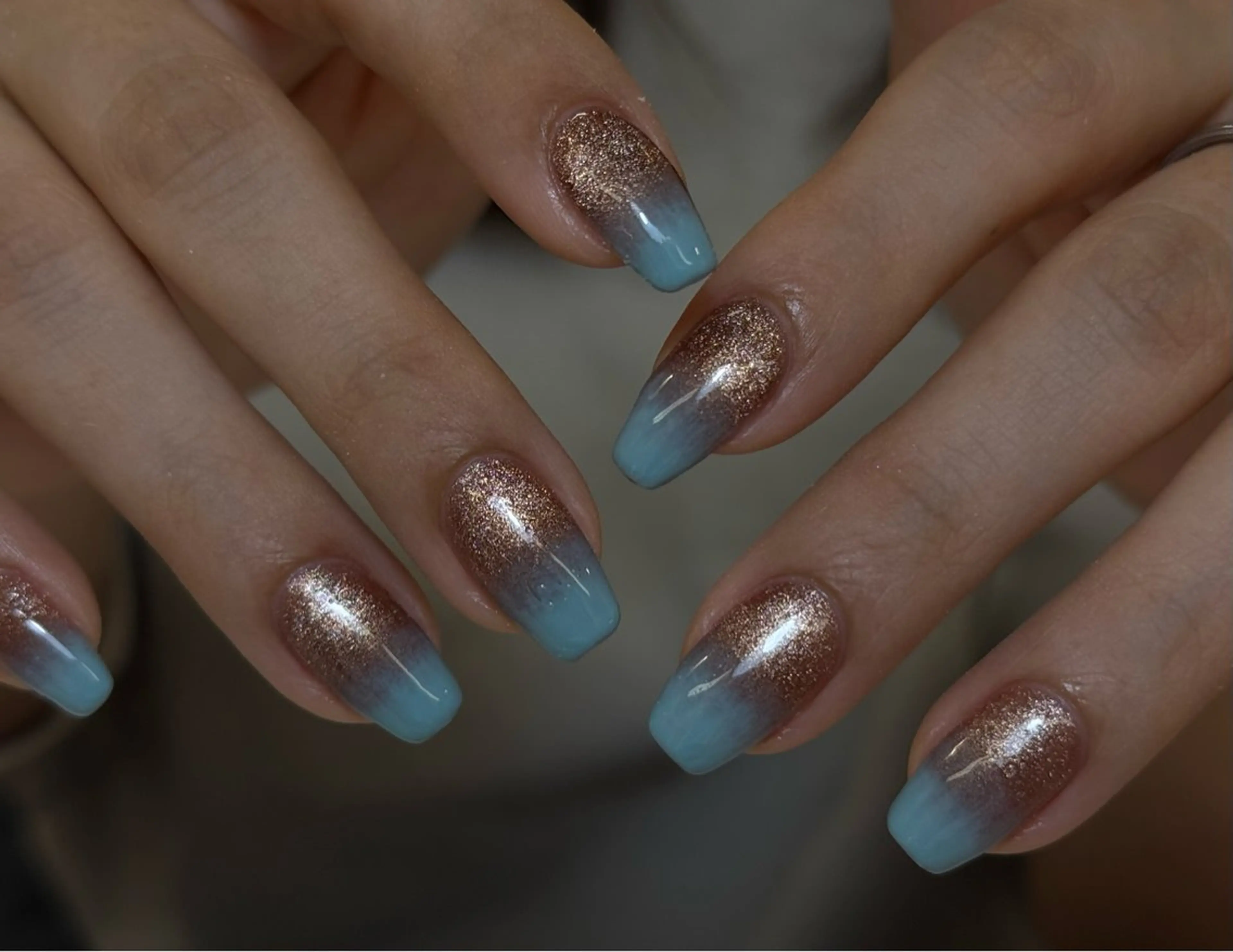 ネイル チークネイル フレンチネイル 韓国ネイル マグネットネイル 持ち込み ハンドネイル Hi nail🎀 池袋kozueのネイルデザイン