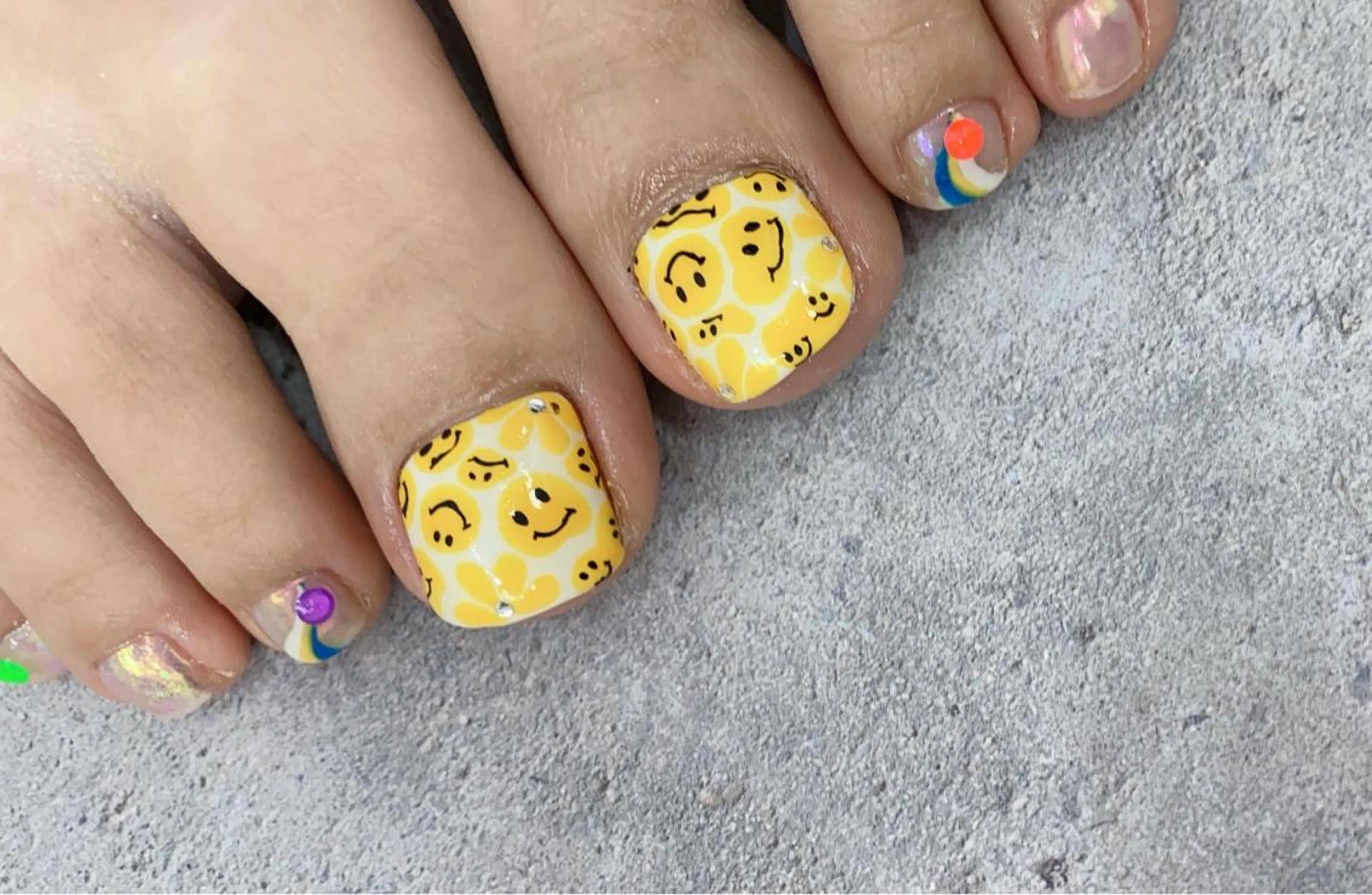 ネイル フットネイル nail salon  ∞ mikanal ∞所属・nailsalon ∞ ﾐｶﾅﾙ ∞のネイルデザイン