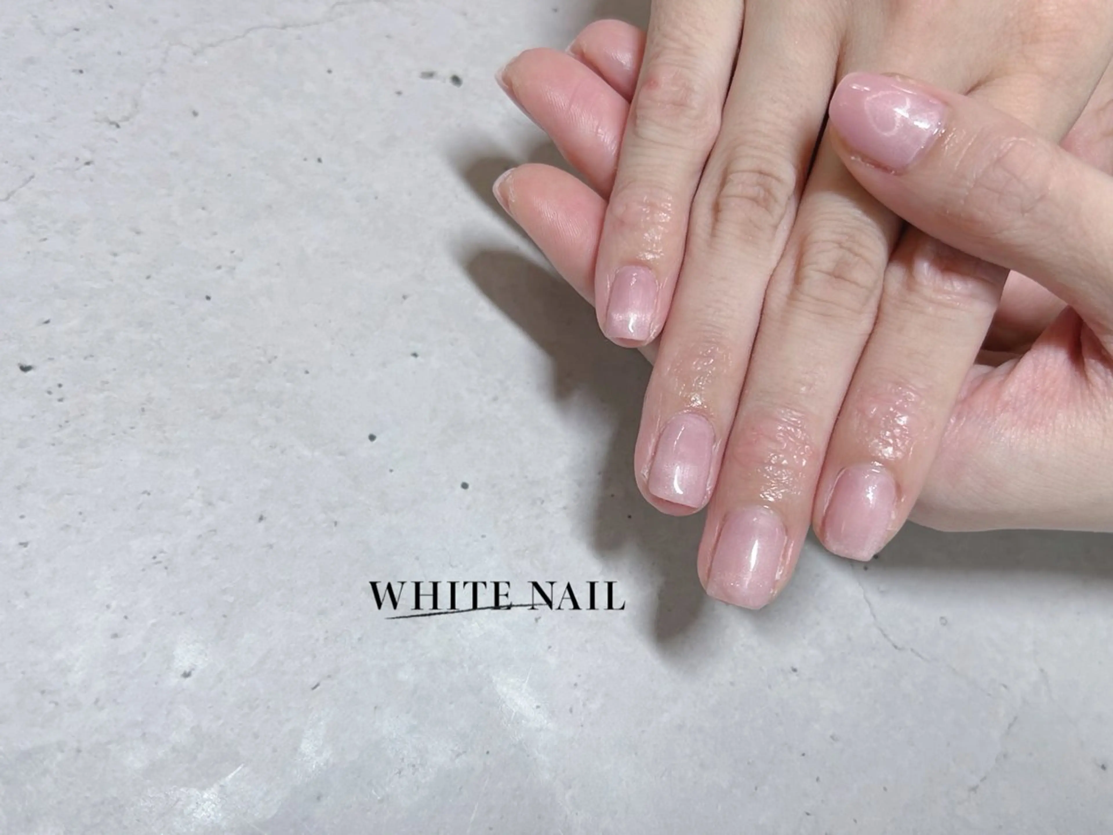 ネイル マグネットネイル ハンドネイル WHITE NAIL ホワイトネイルのネイルデザイン