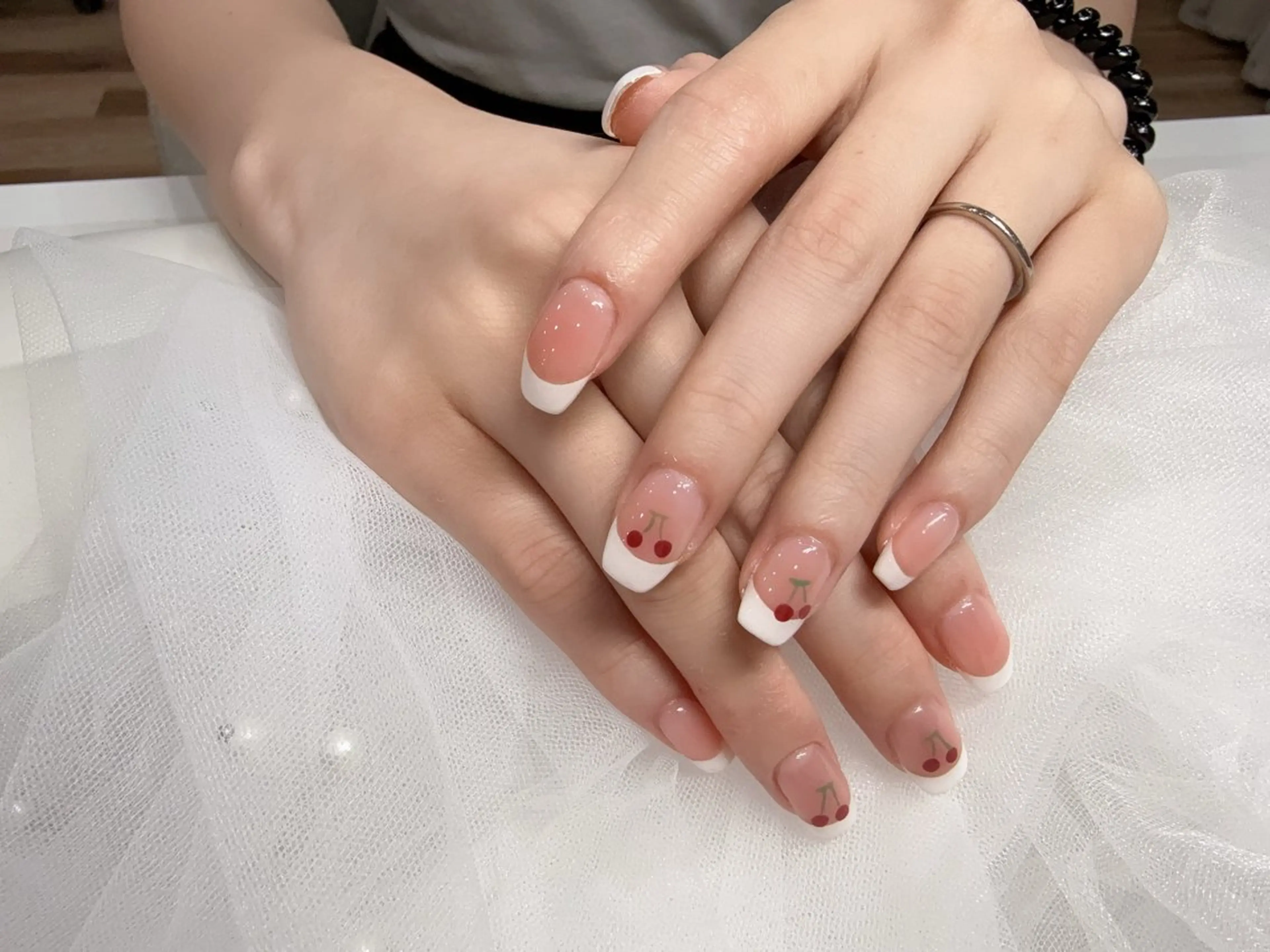 ネイル ハンドネイル Fairyフェアリーネイルサロン所属・シズ セキのネイルデザイン