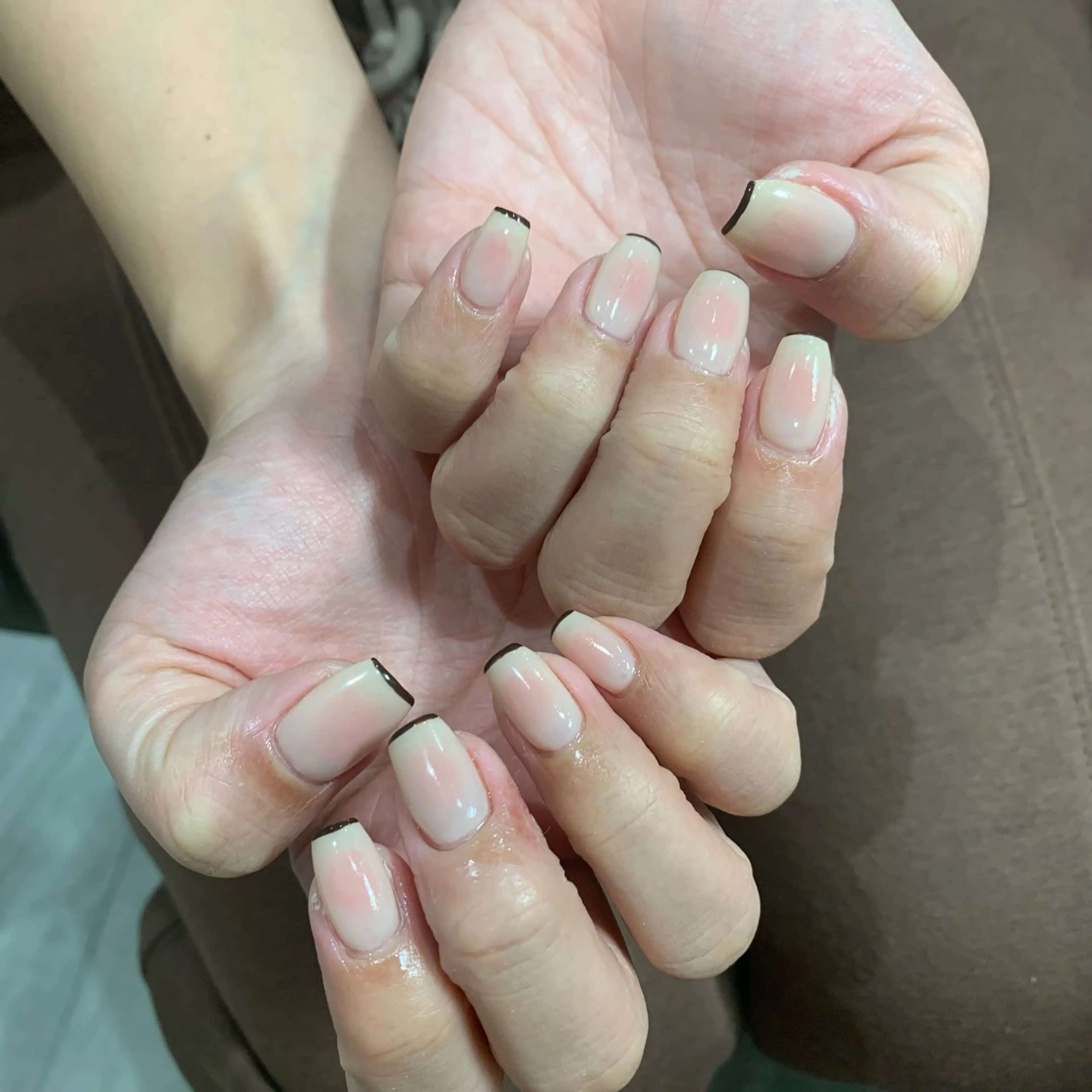 ネイル チークネイル ELAN) Hasegawaのネイルデザイン