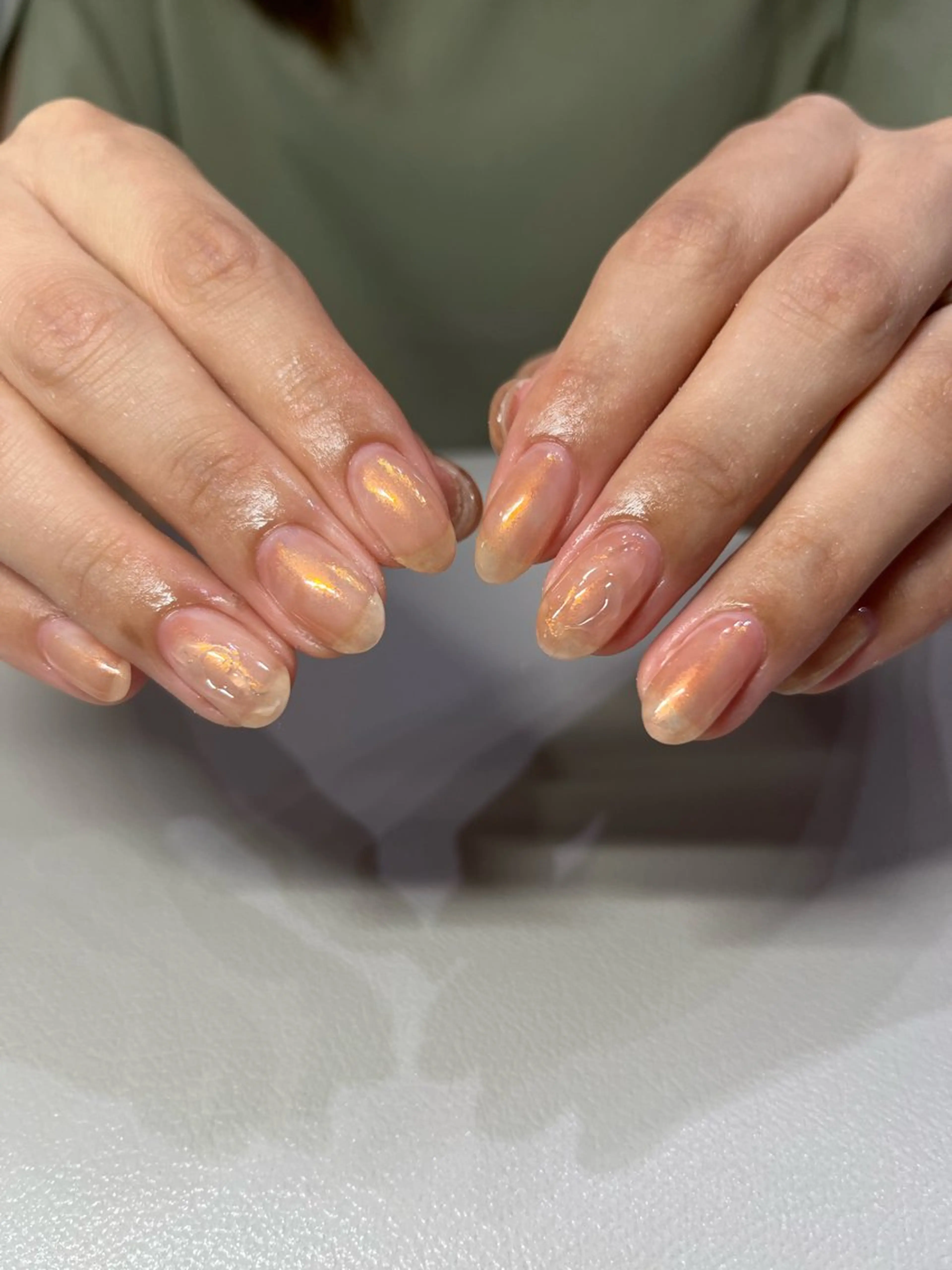 ネイル ハンドネイル Ray. ちゅるん系ニュアンスのネイルデザイン