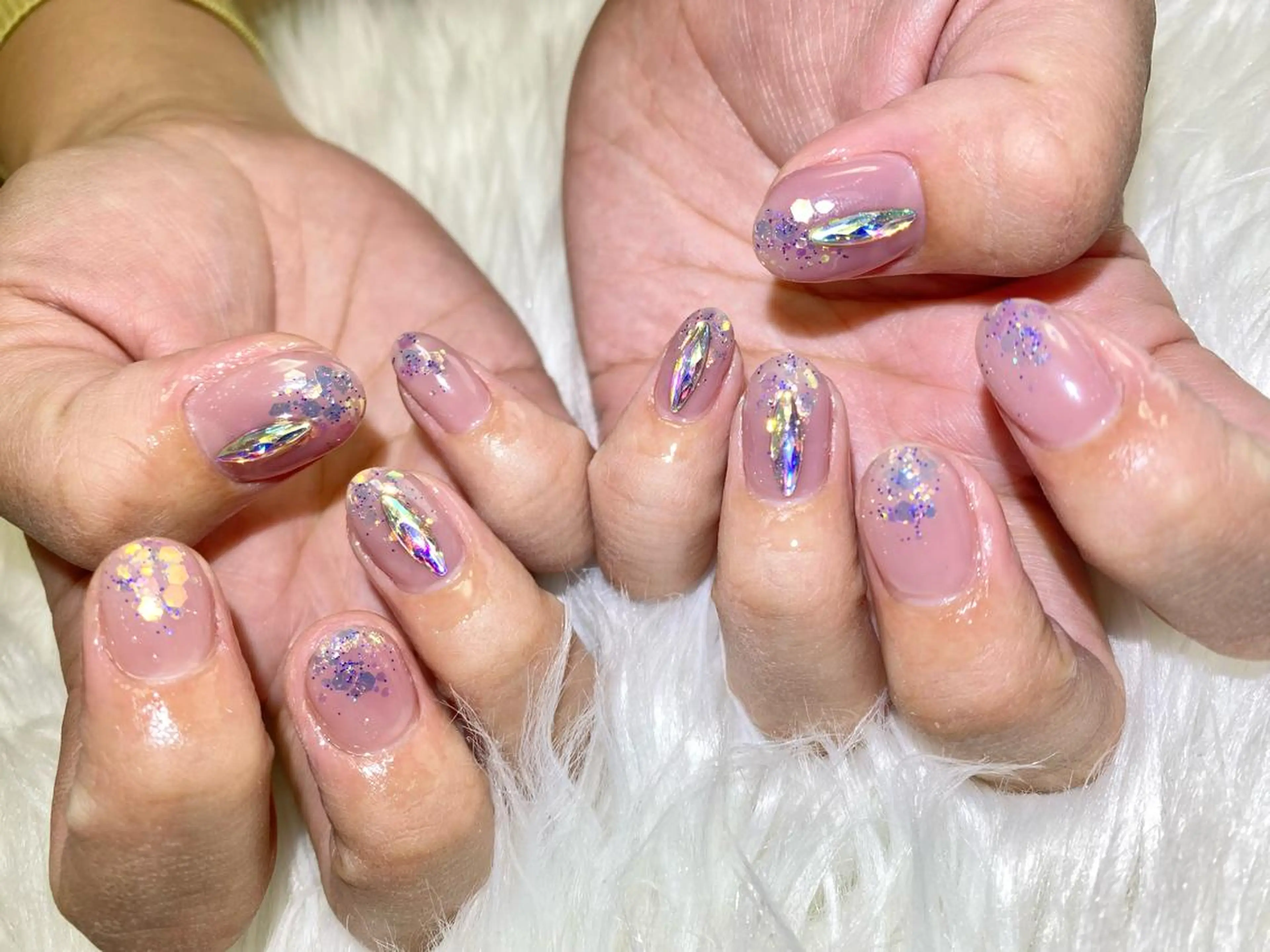 ネイル オーロラネイル ホログラムネイル キラキラネイル ストーンネイル Esthetic Will所属・will 有希のネイルデザイン