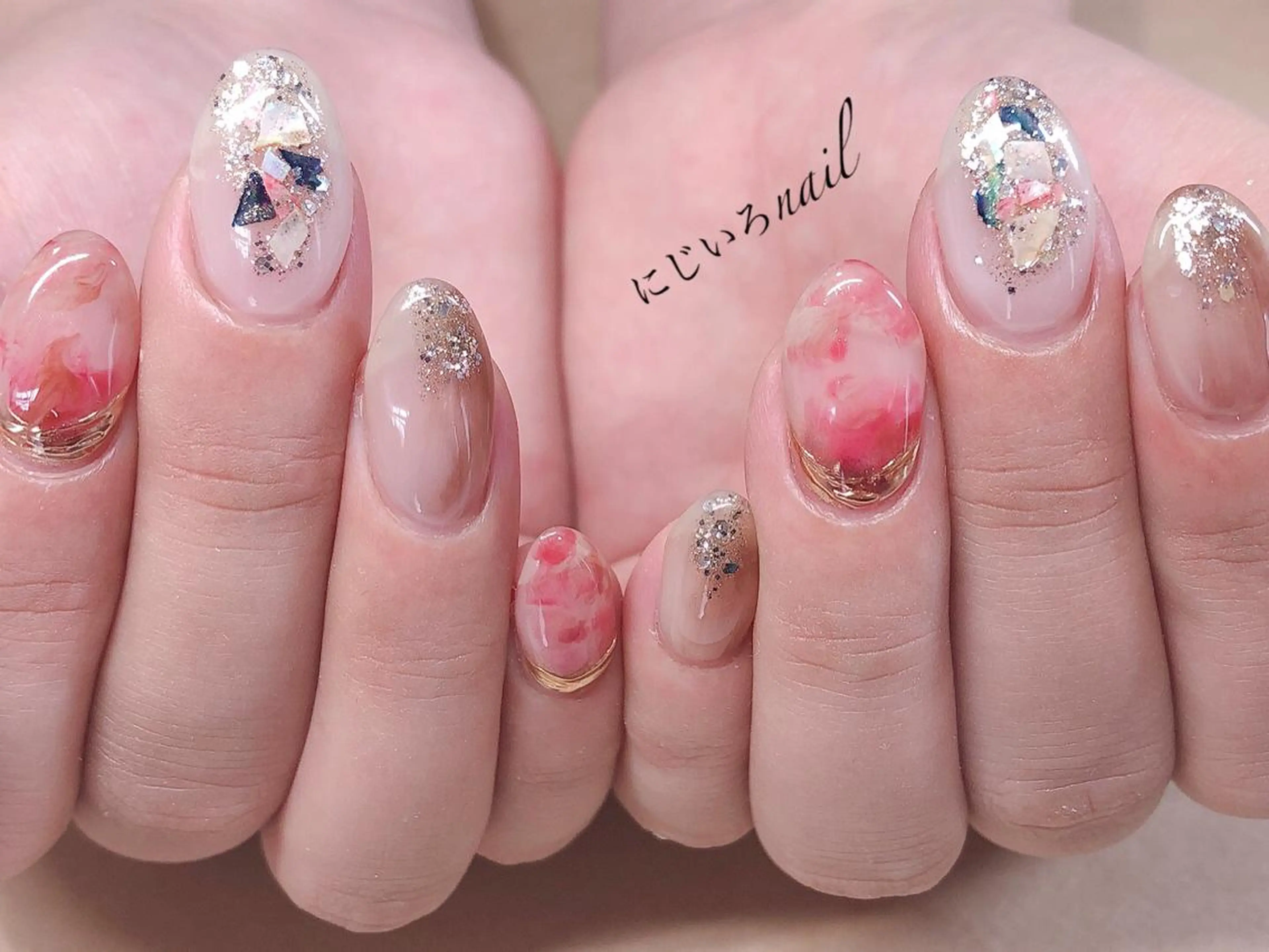 ネイル にじいろ nailのネイルデザイン