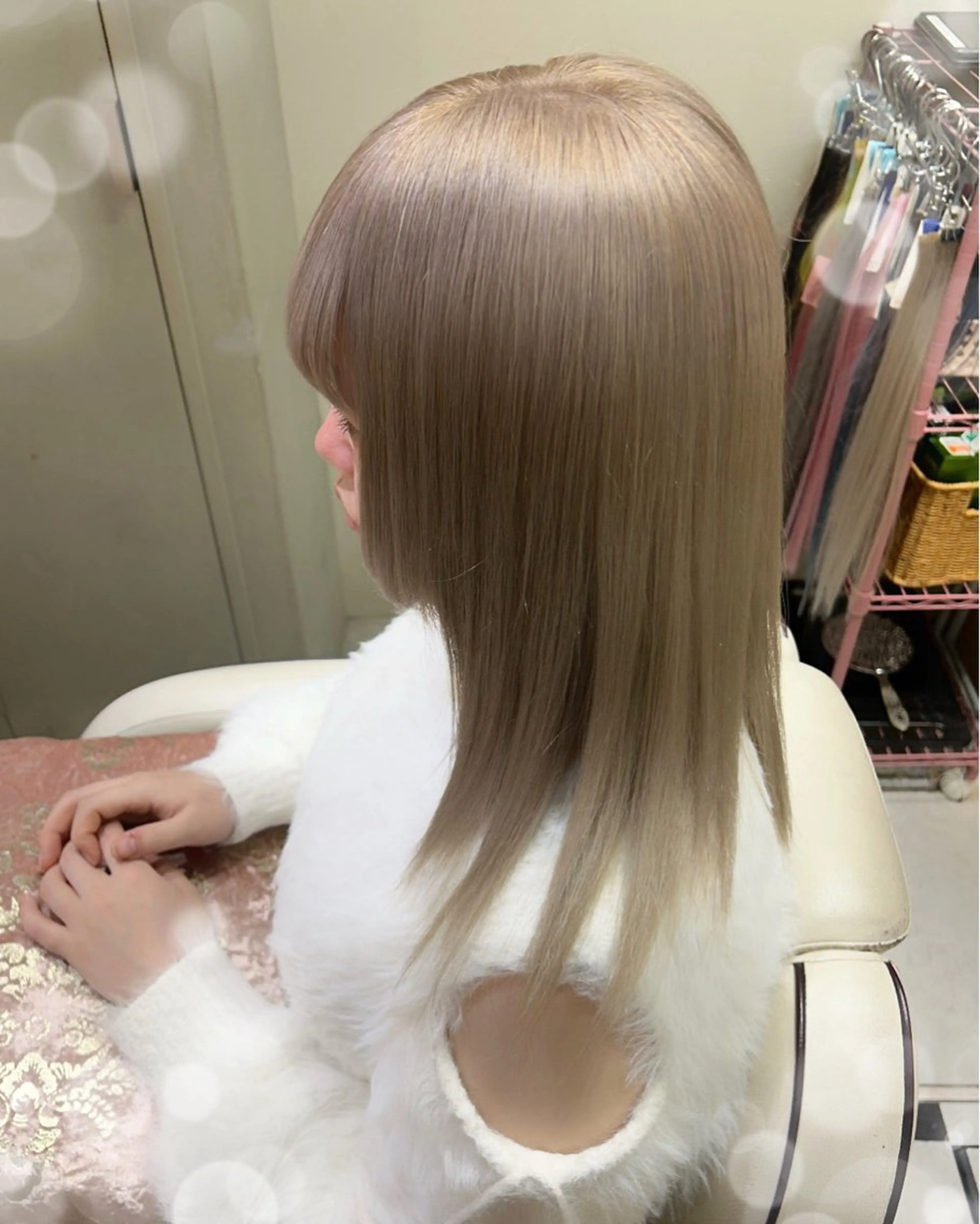 🫧【🍒ワンカラー➕どちらか選べるヘッドスパ🍒】シャンプーブロー、コテ付き、前髪カット付の写真