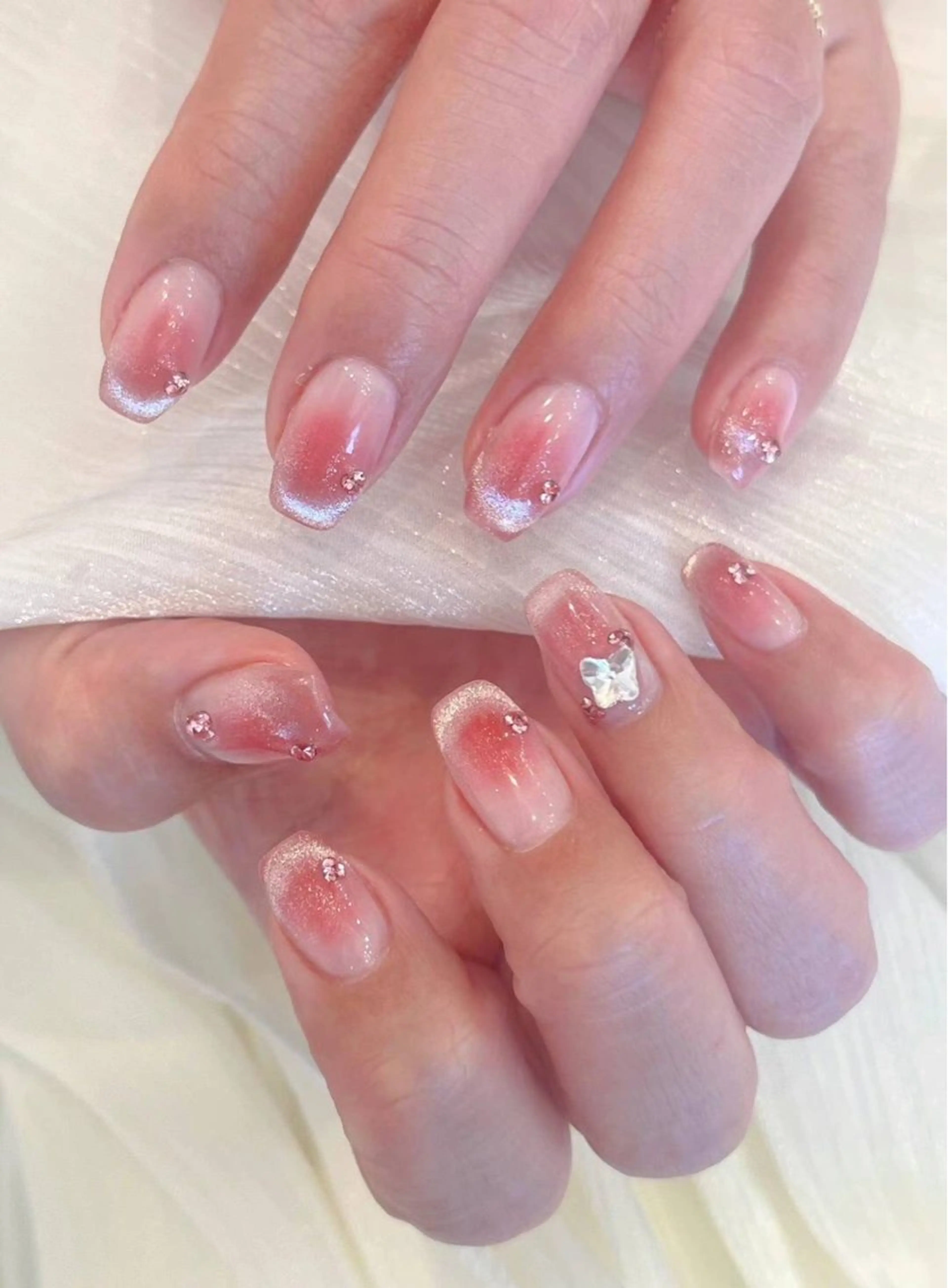 ネイル アートネイル フラワーネイル フットネイル フレンチネイル ジェルネイル Babarla　Nail　Salon所属・babarla Nailのネイルデザイン