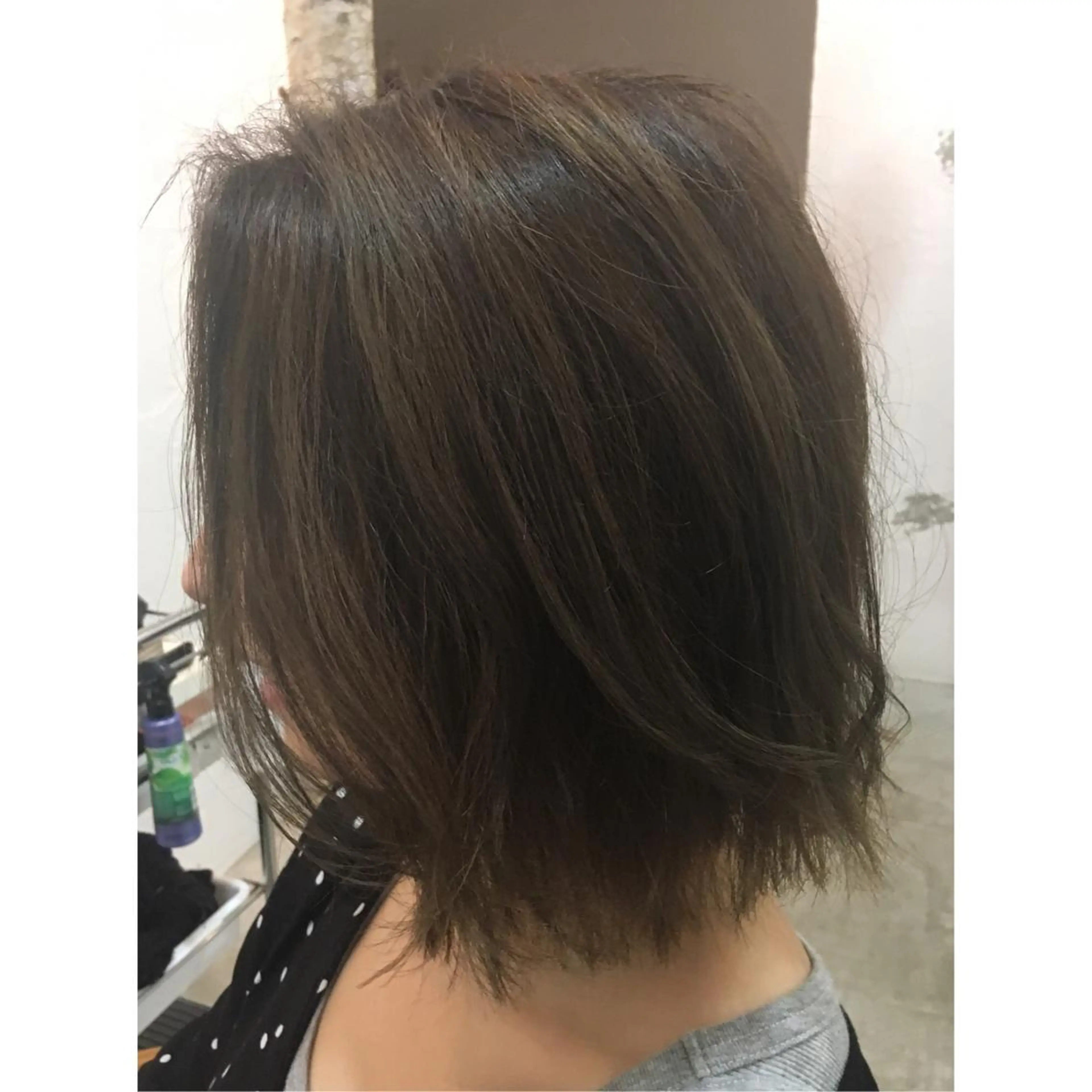 ミディアム カラー ハイライトカラー ハイライト カット ヘアカラー fio マナミのヘアスタイル