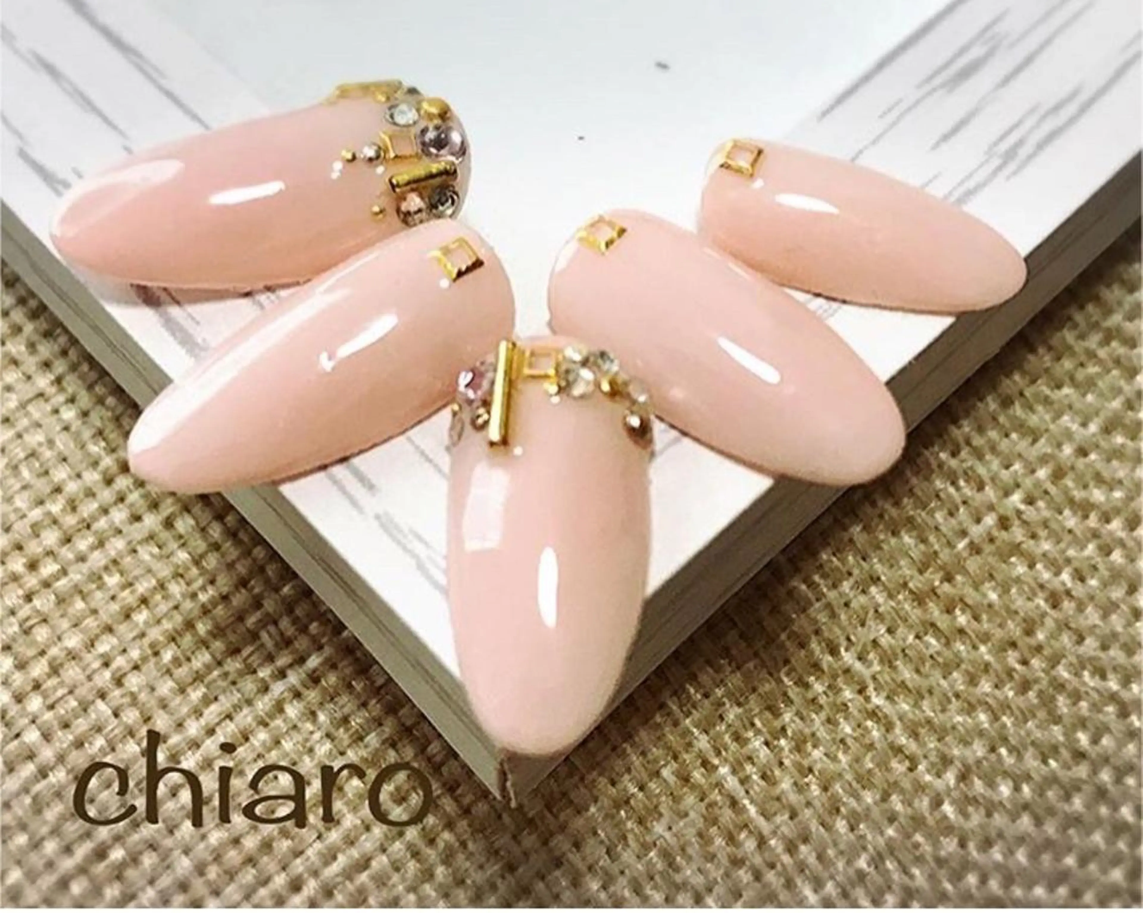 ネイル 神崎 千秋のネイルデザイン