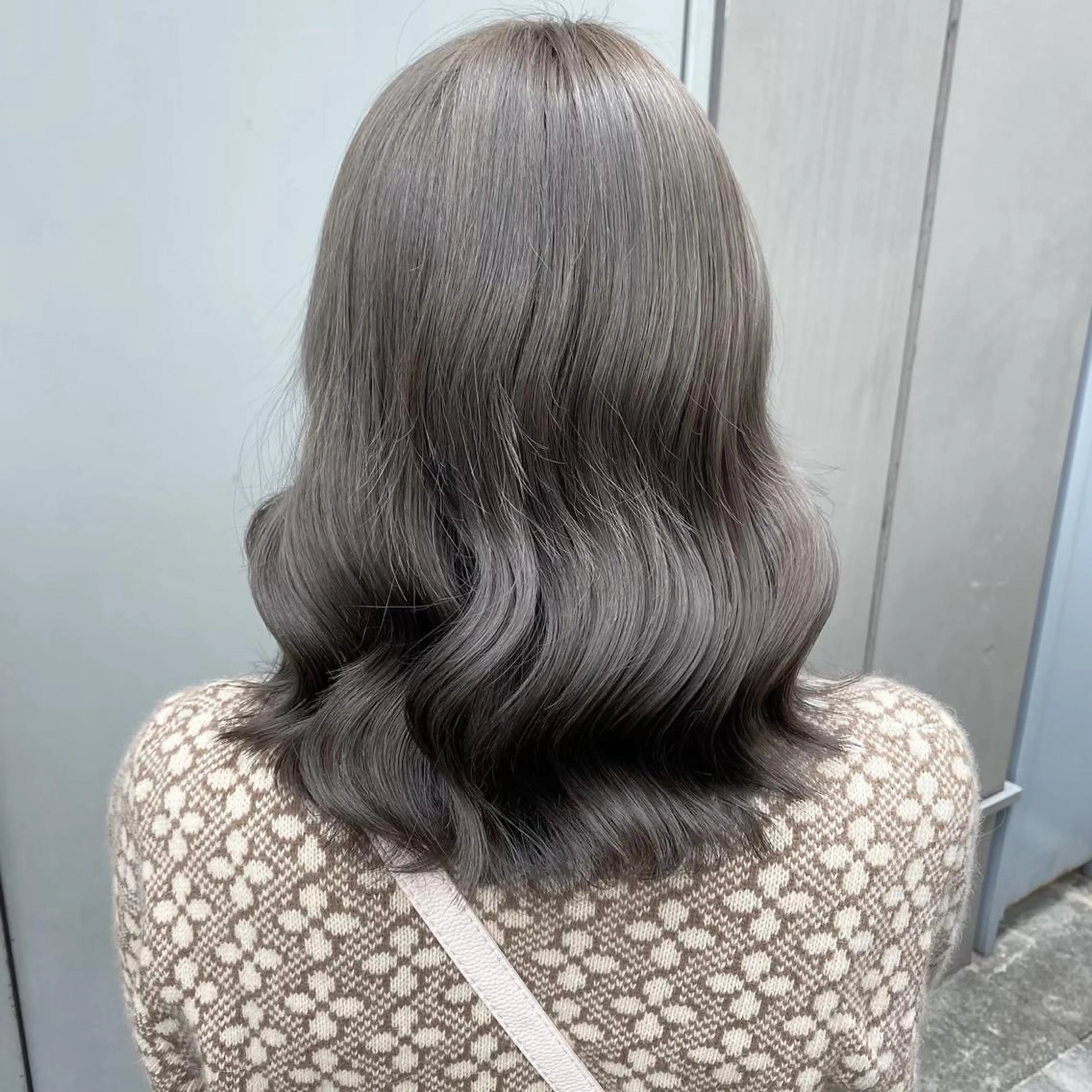ロング カラー パーマ ヘアアレンジ メンズ キッズ ネイル マツエク・マツパ ベージュカラー オリーブベージュ 🦋韓国風カラー🦋 こうせい原宿のヘアスタイル