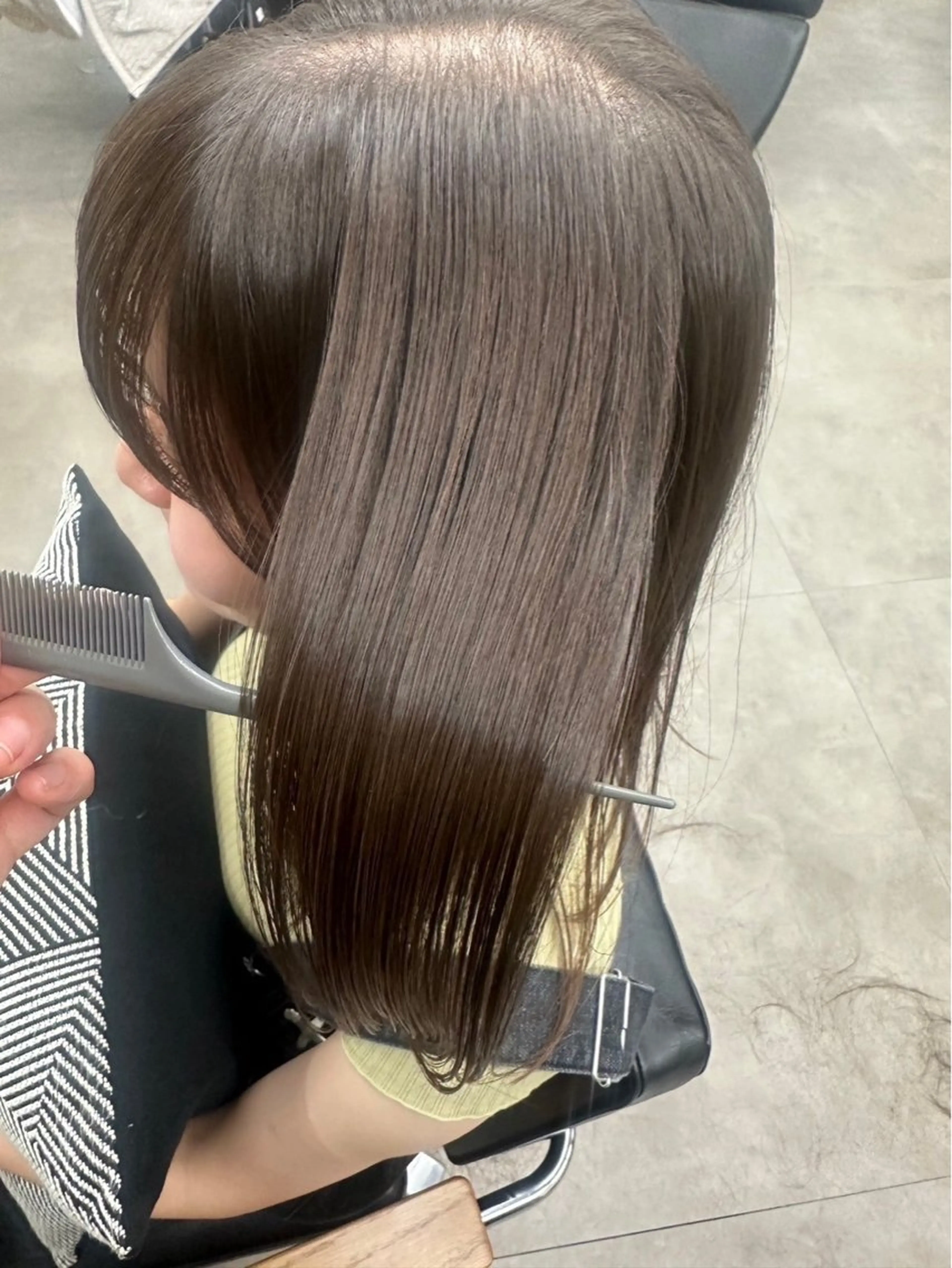 セミロング 透明感ダブルカラー/ 諸岡ひばりのヘアスタイル