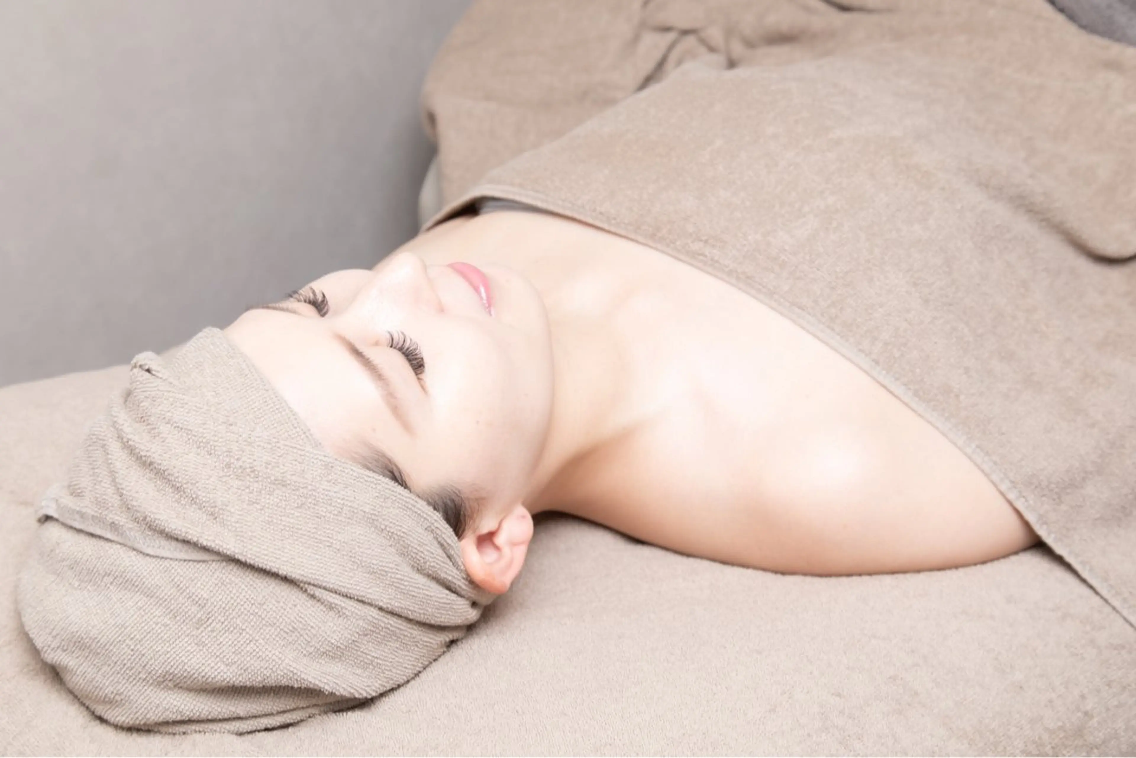 毛穴洗浄＋ヒト幹細胞コースの写真