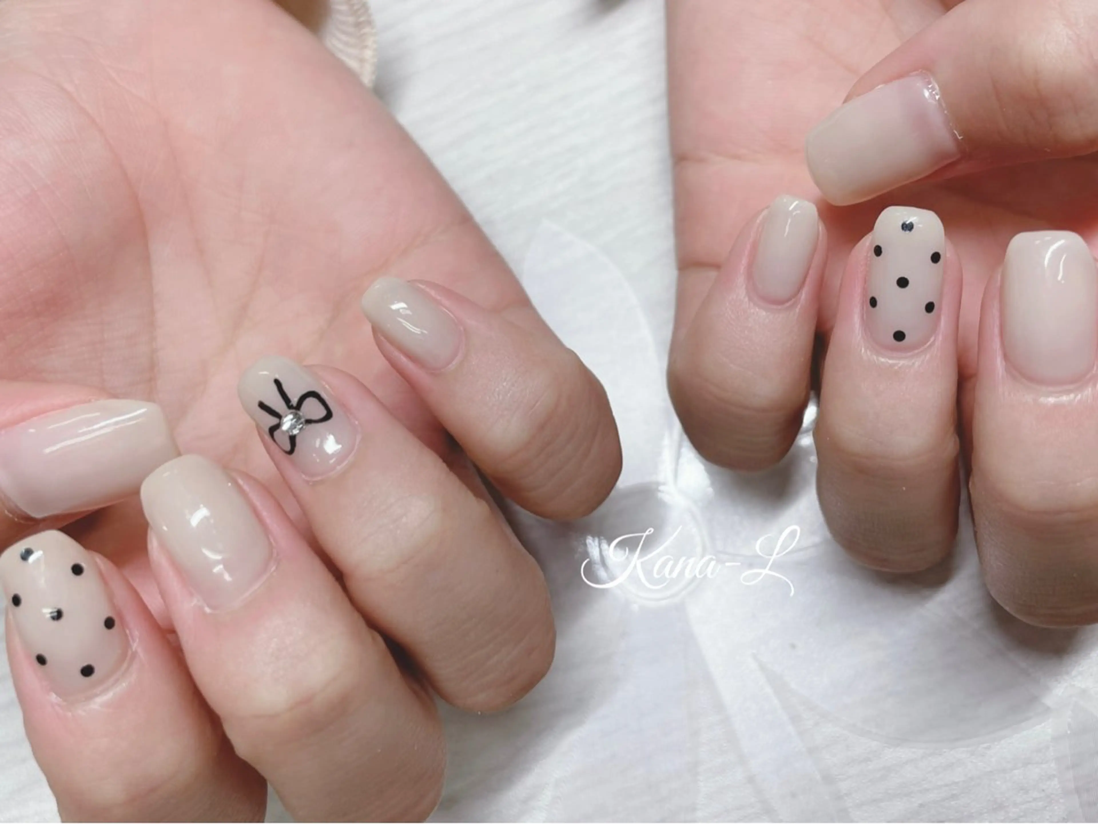 ネイル 芦辺 香奈のネイルデザイン