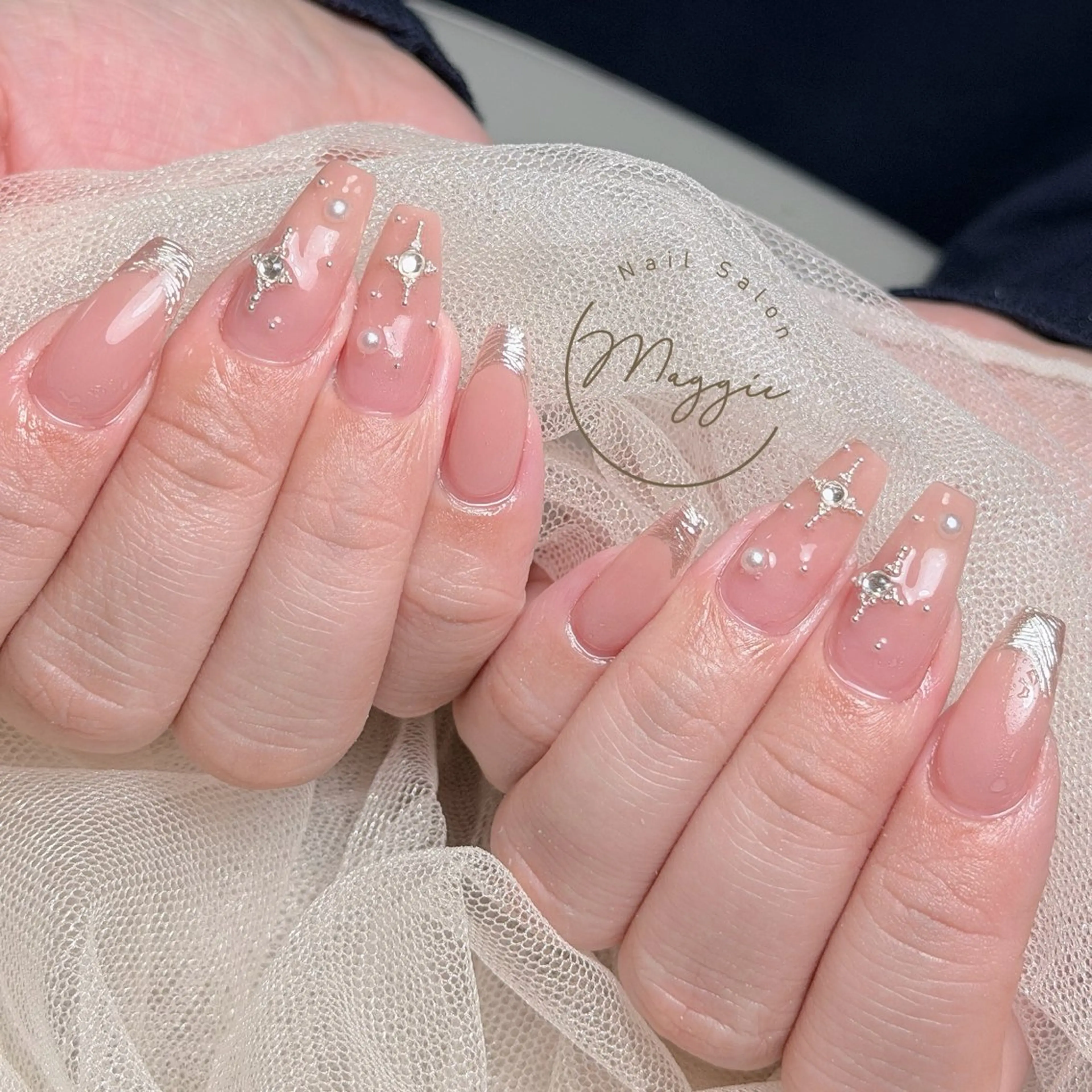 ネイル Maggie Nail🦩のネイルデザイン