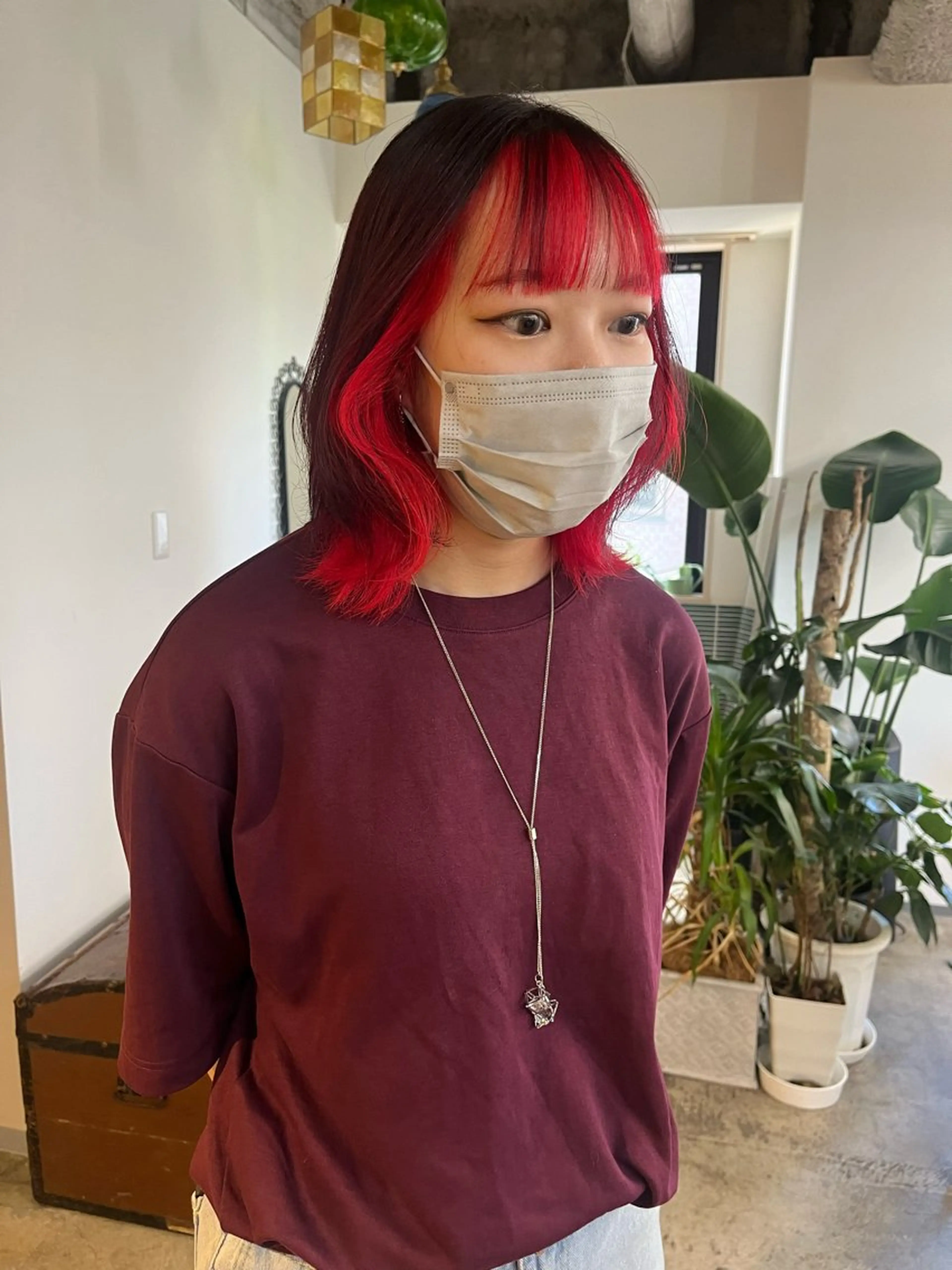 ミディアム カラー ブリーチ ボルドーカラー レッドカラー カット ヘアカラー トリートメント 🩷ハイトーン透明感 レイヤー🩷ユリカのヘアスタイル