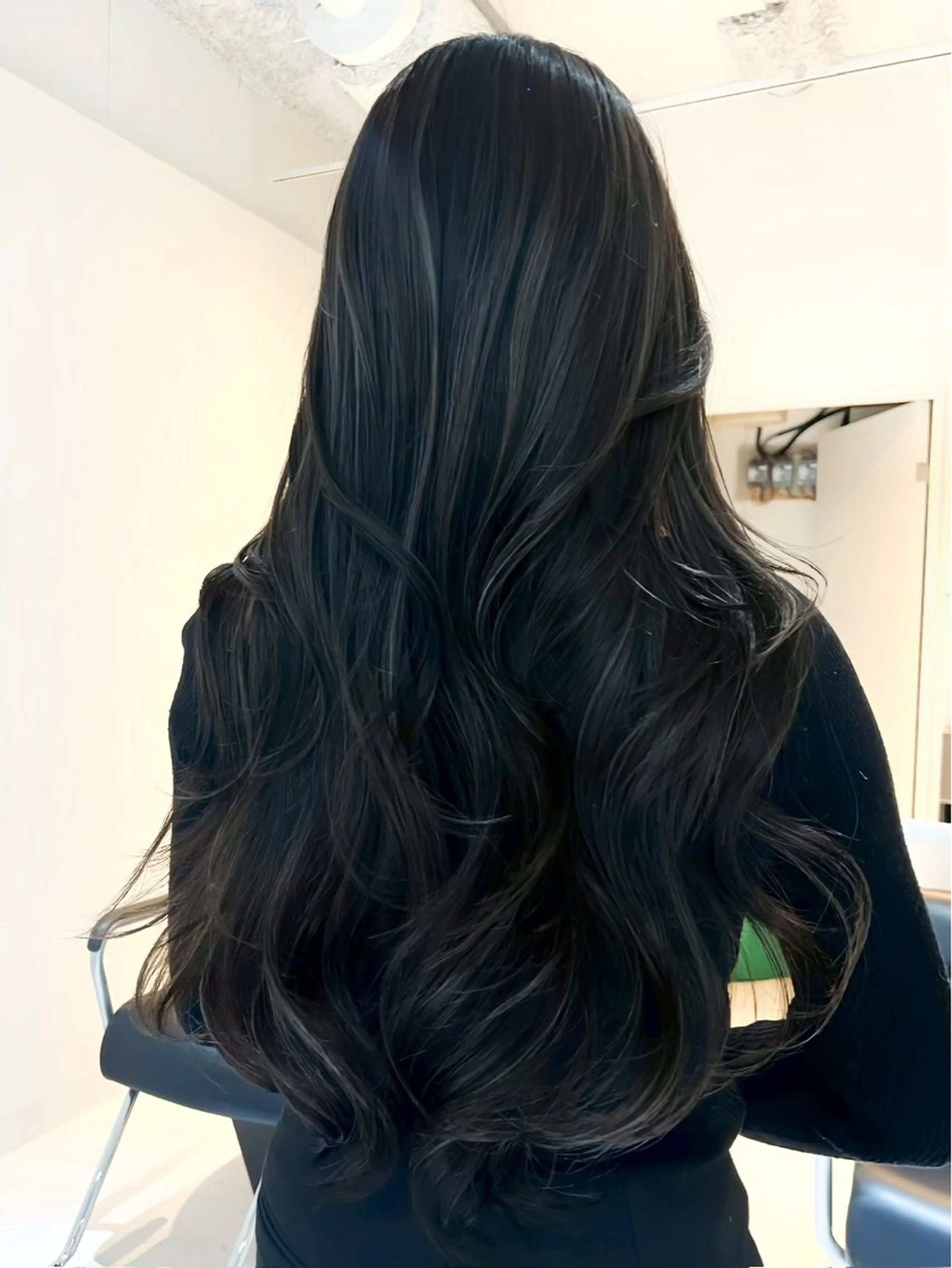 カラー ハイライトカラー ヘアカラー YOLO/ HANAのヘアスタイル