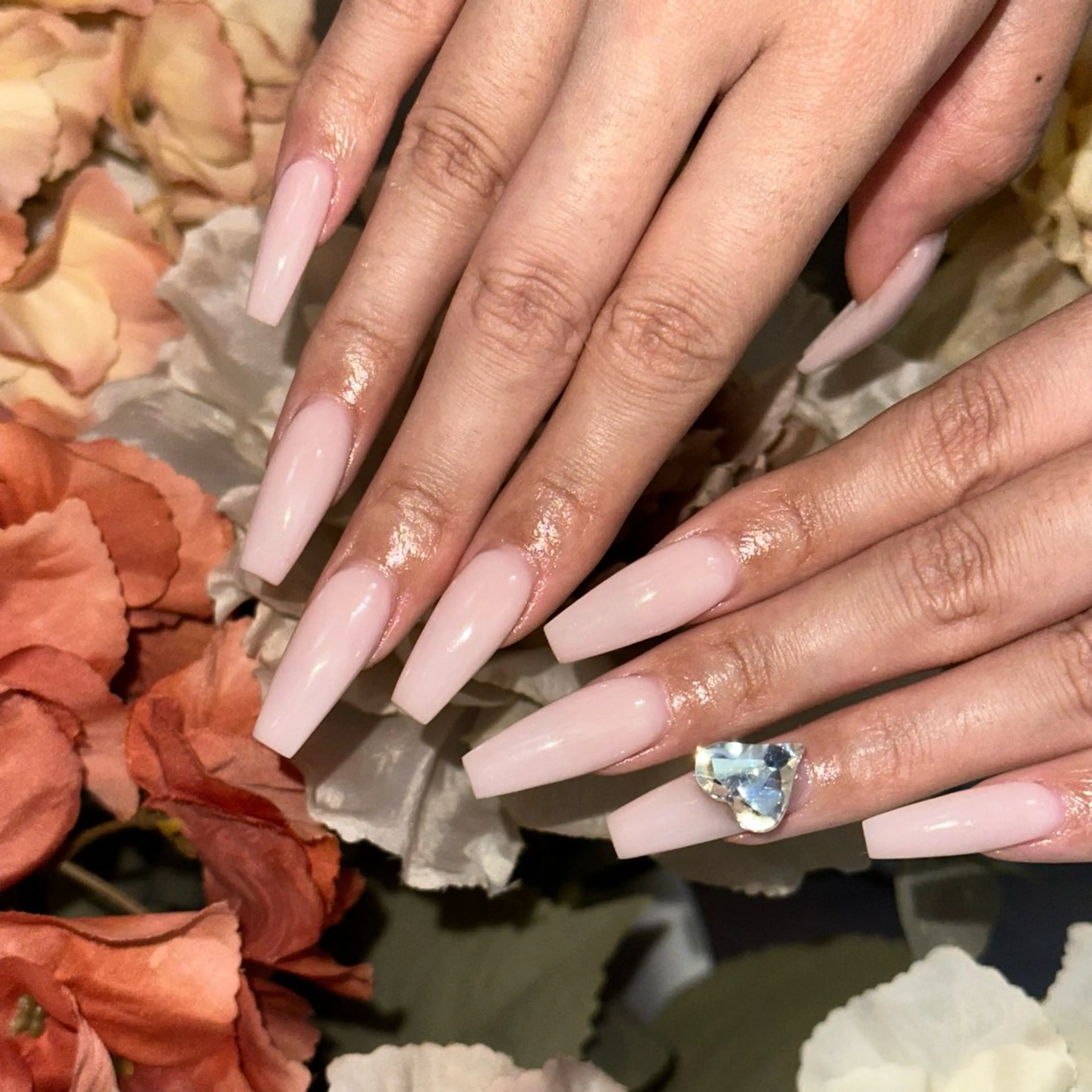 ロング BeautySalonKREI所属・KREI NORIKAのネイルデザイン