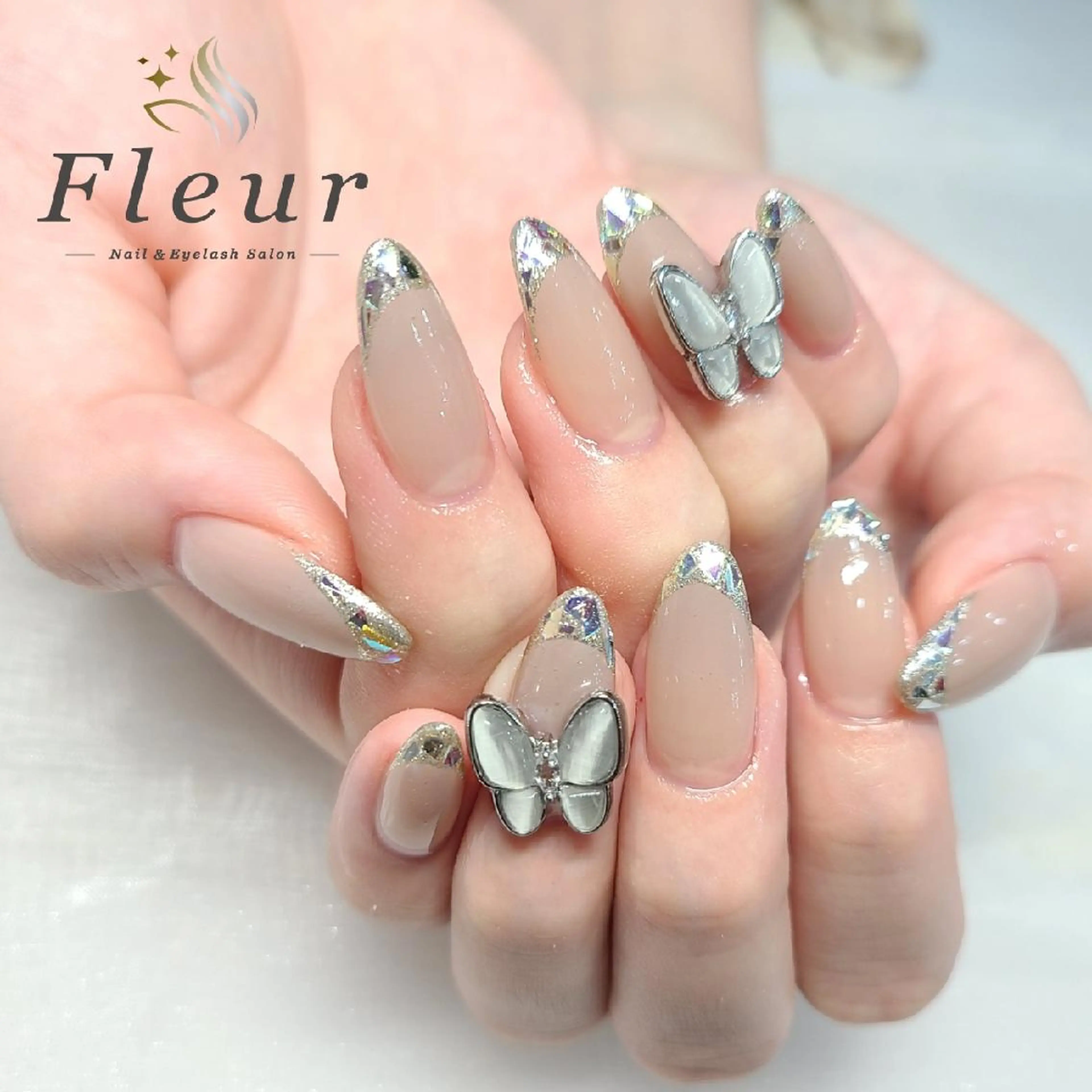 ロング ネイル フレンチネイル ガラスフレンチ nail&eye ♡Fleur♡のネイルデザイン