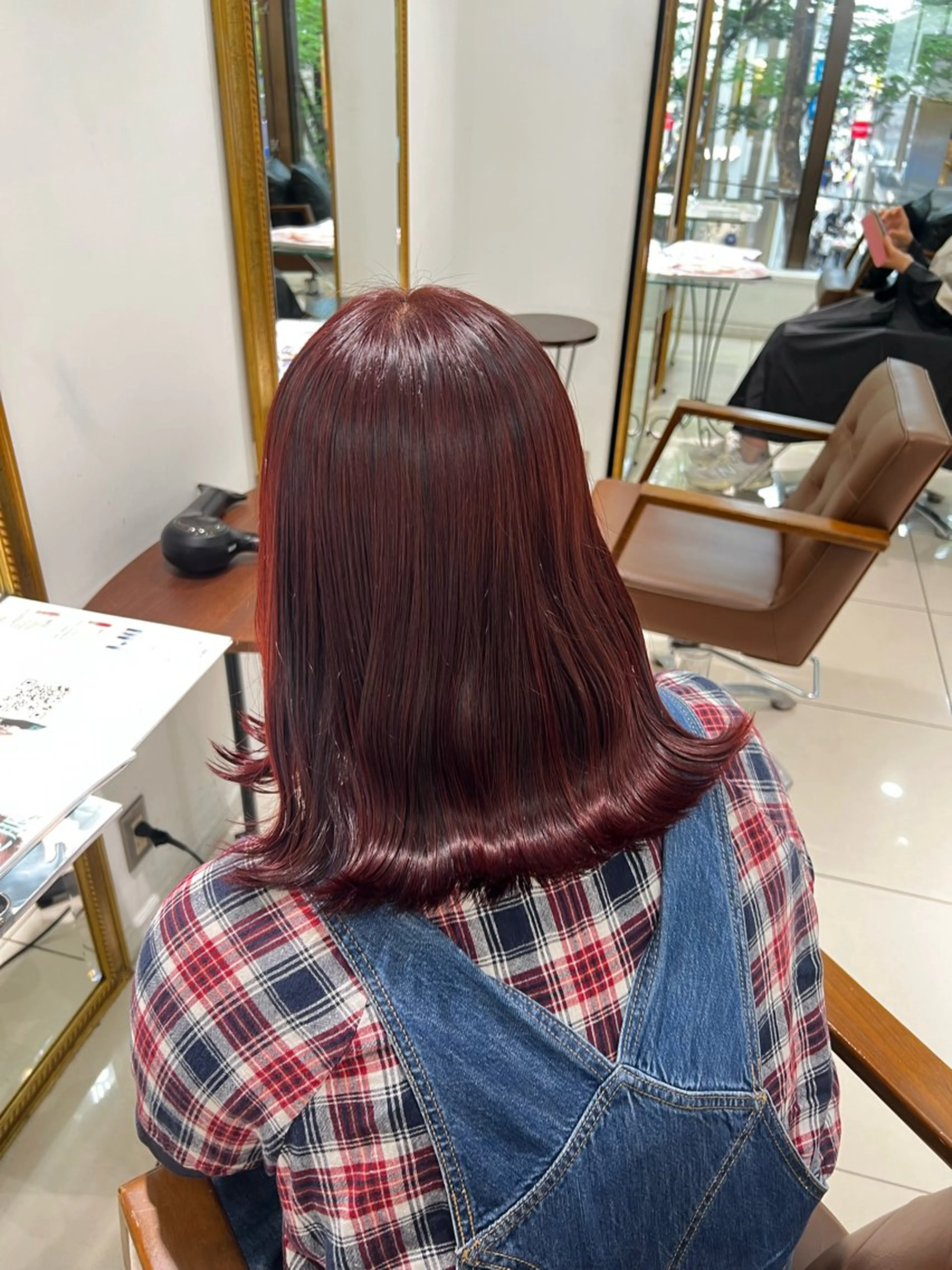 ミディアム カラー ハイトーンカラー 🤍🫧 長井 律のヘアスタイル