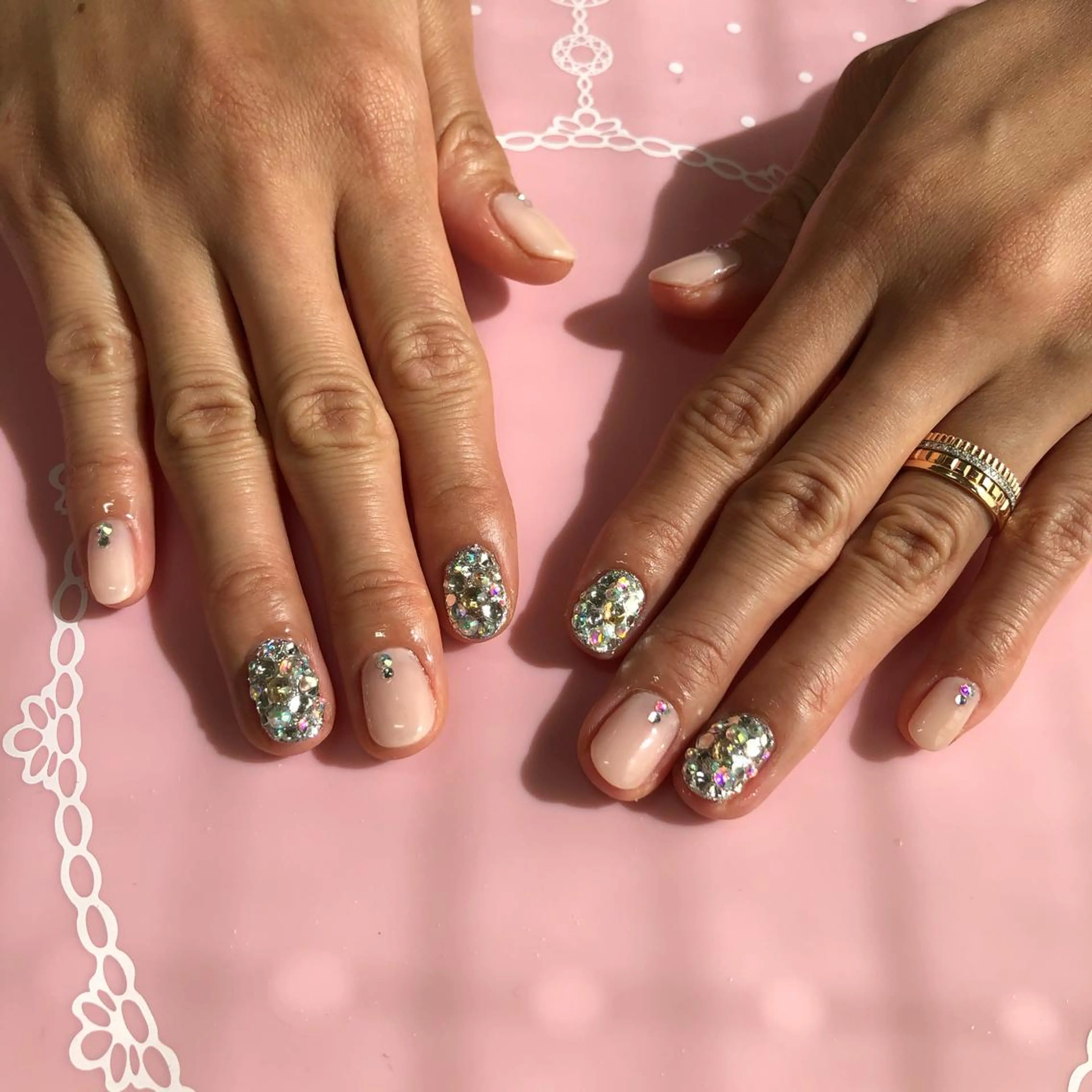 ショート ネイル ストーンネイル 《LB》ラブリエ Nail&eyeのマツエク・マツパデザイン